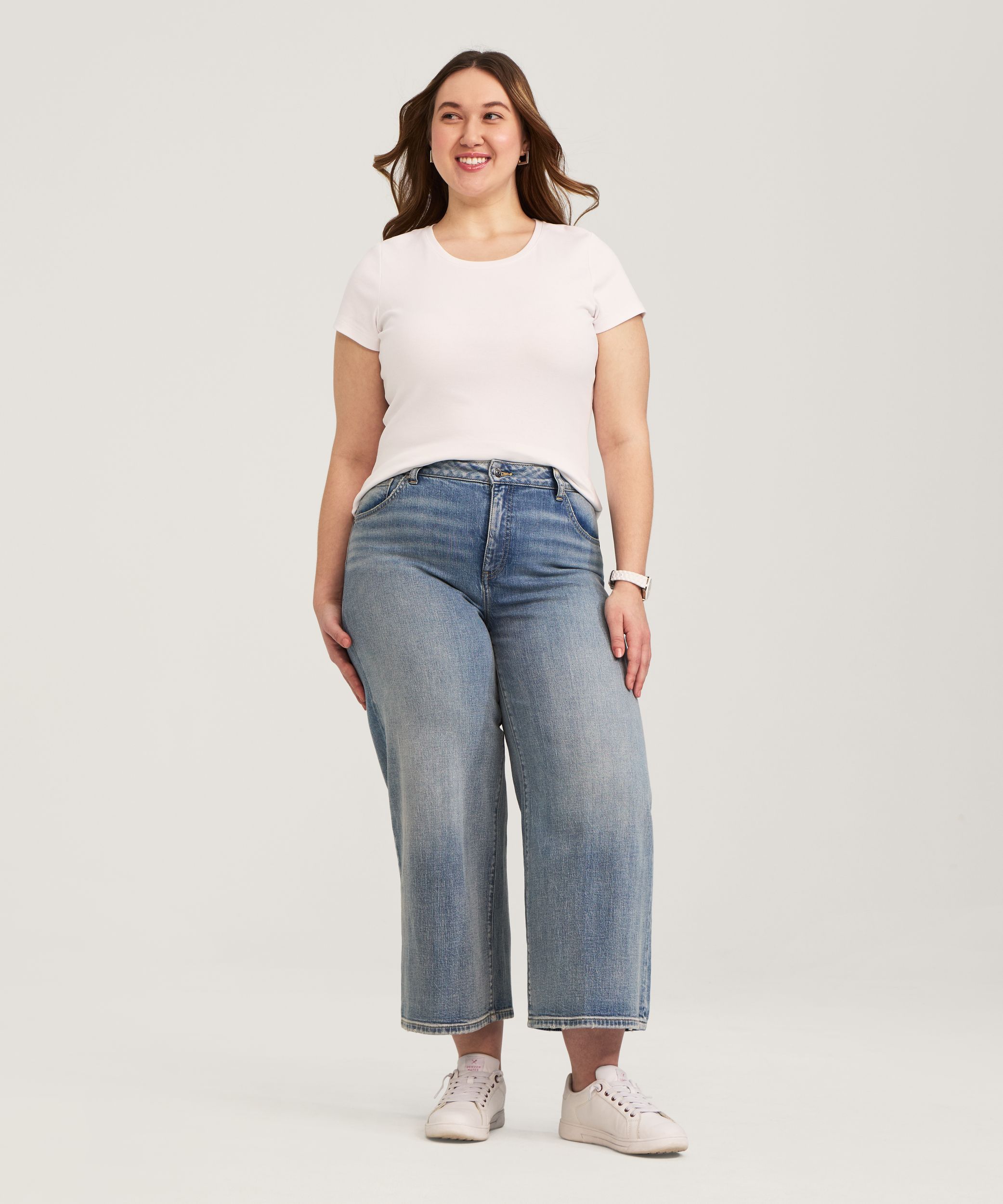 Denver Hayes Women's High Rise Wide Leg Crop Jeans