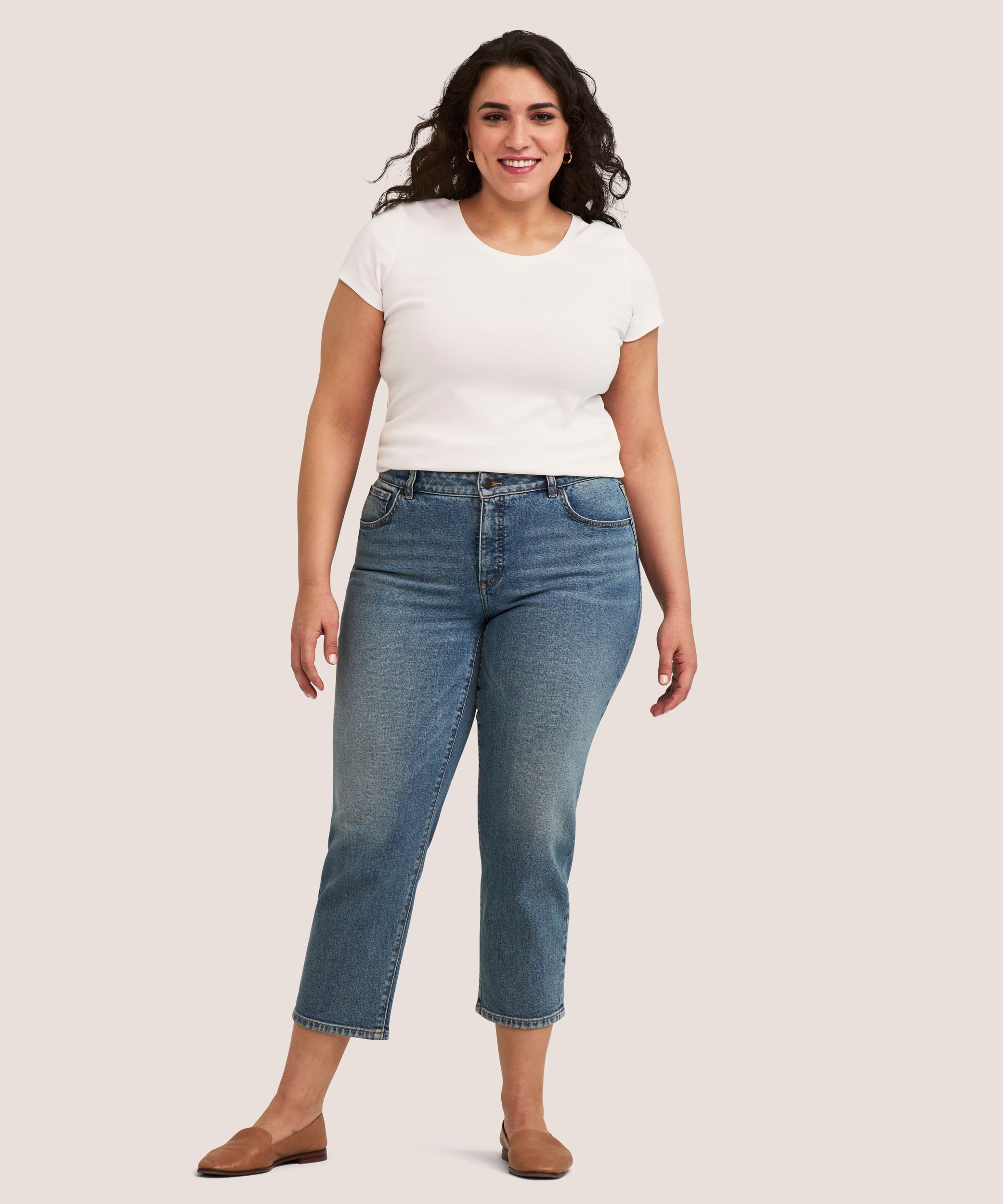 Jean court à jambe droite qui épouse les courbes pour femmes, Denver Hayes