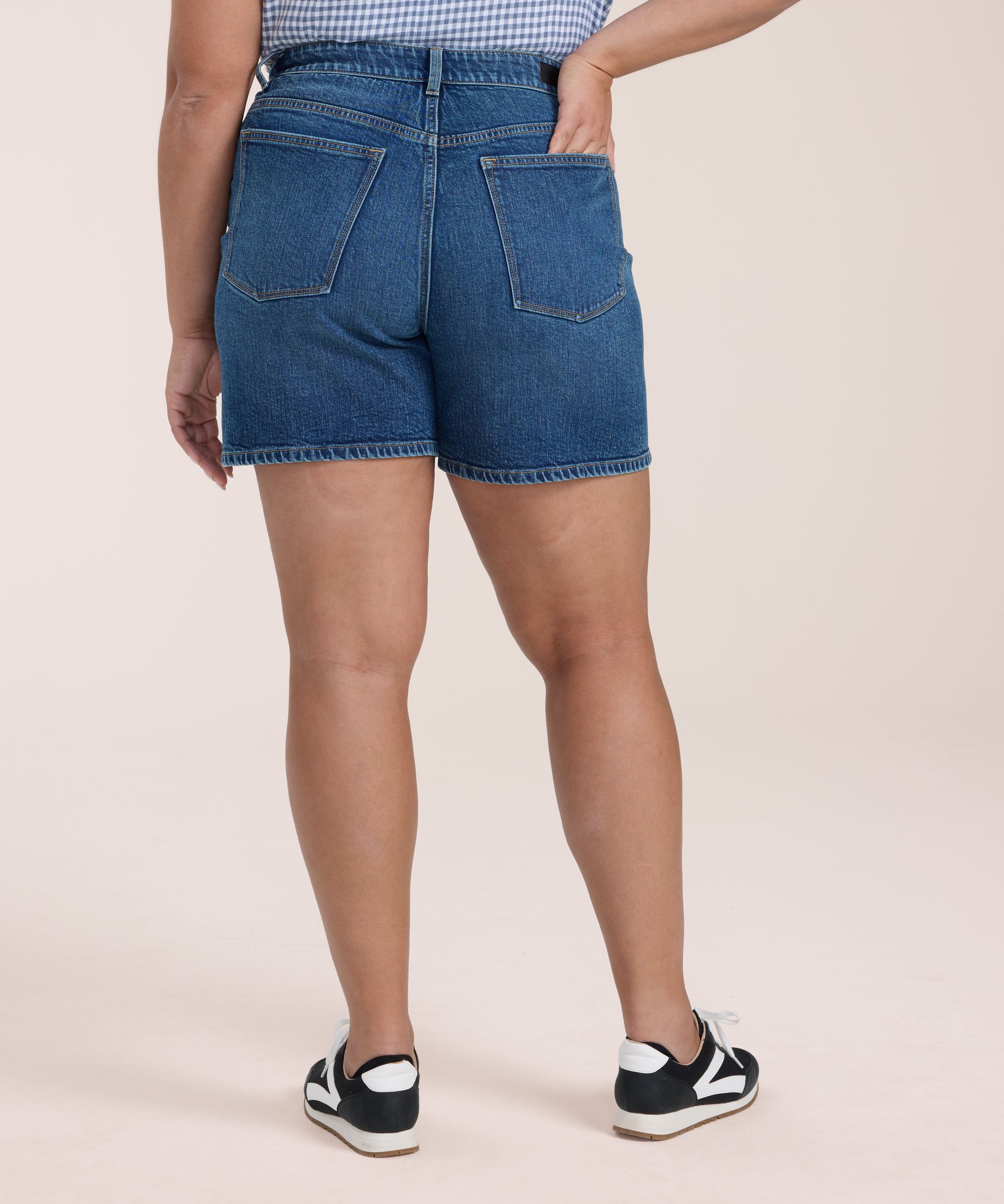 Denver Hayes Women's Medium Rise Loose Shorts