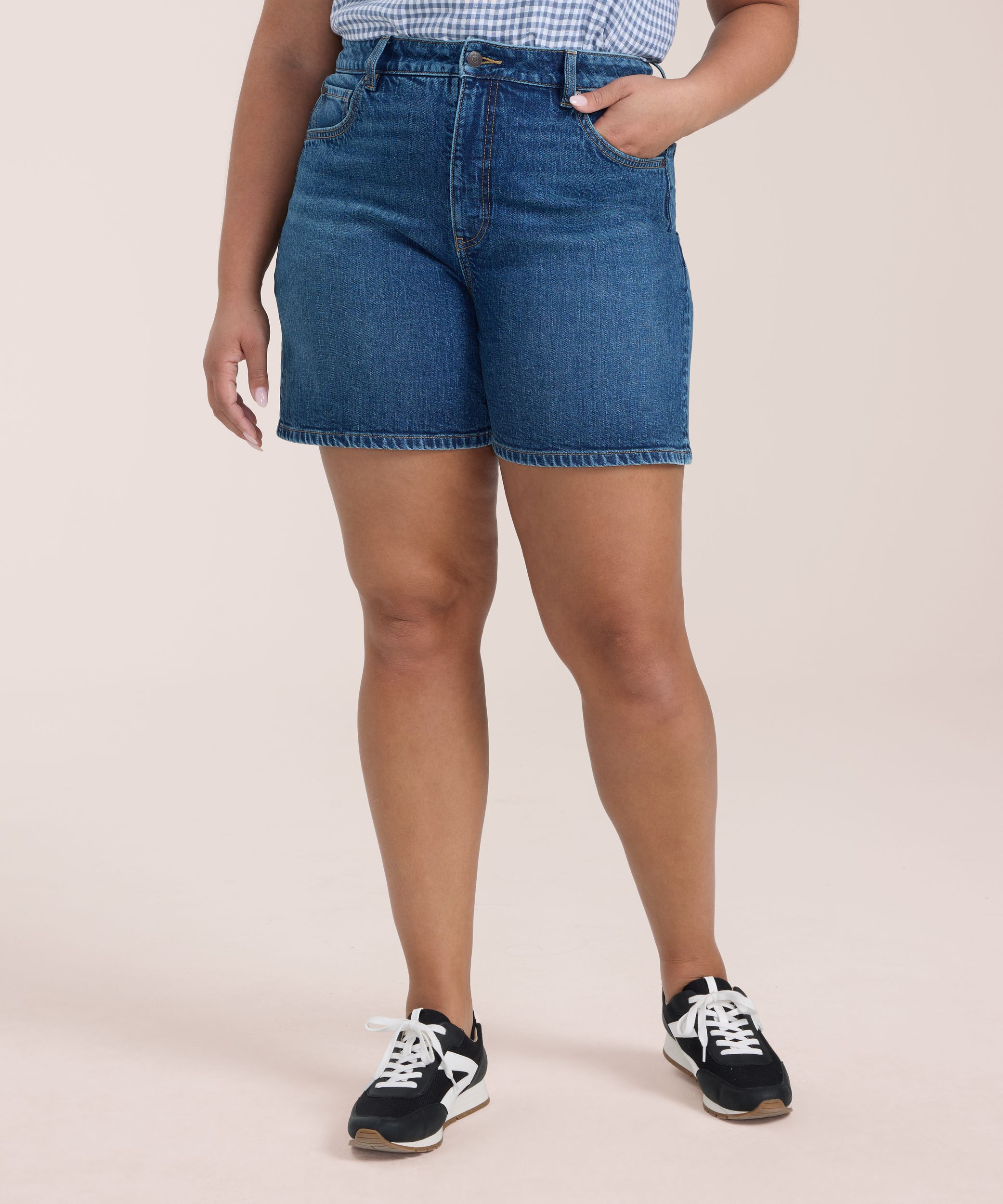 Denver Hayes Women's Medium Rise Loose Shorts