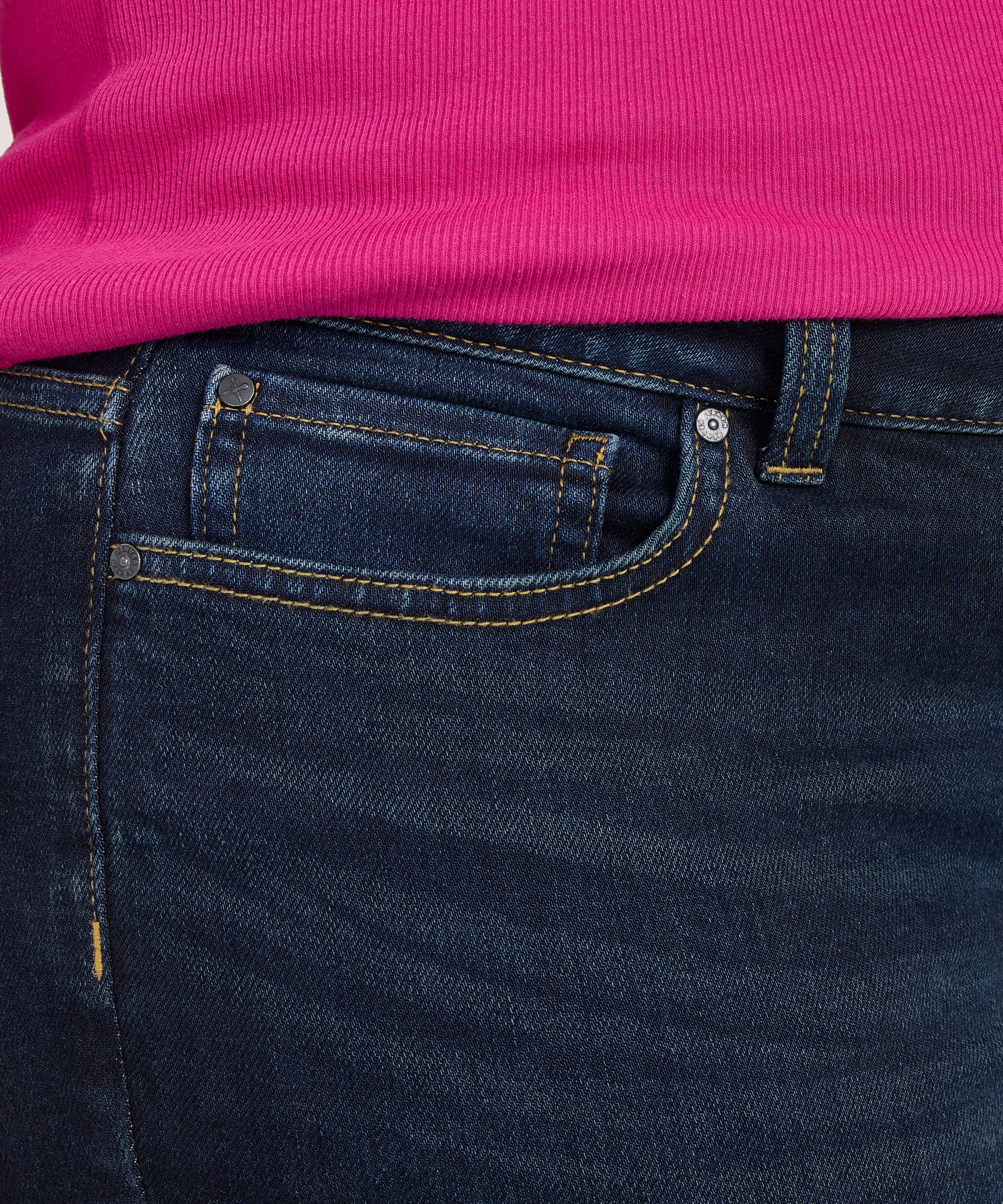 Jean court à jambe étroite qui épouse les courbes pour femmes, Denver Hayes