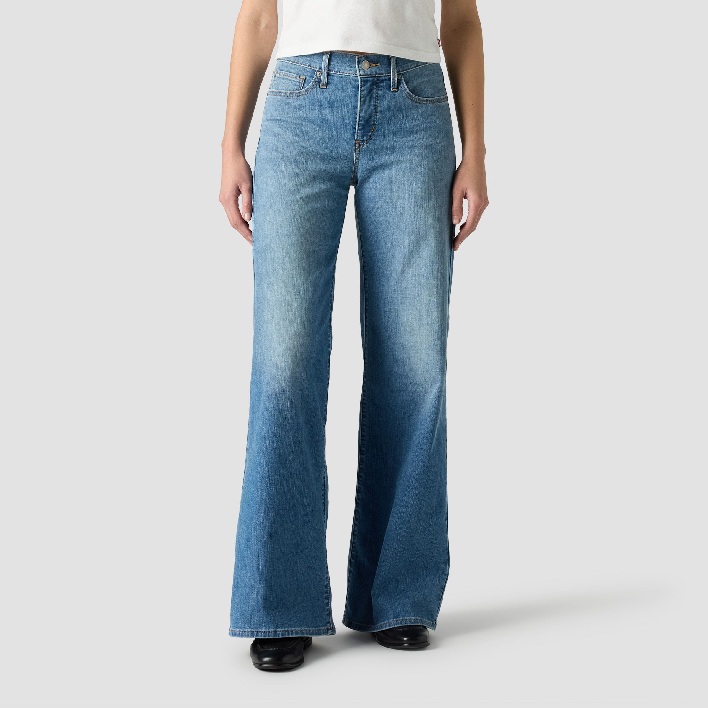 Jean galbant à jambe large pour femmes, 318, Levi's