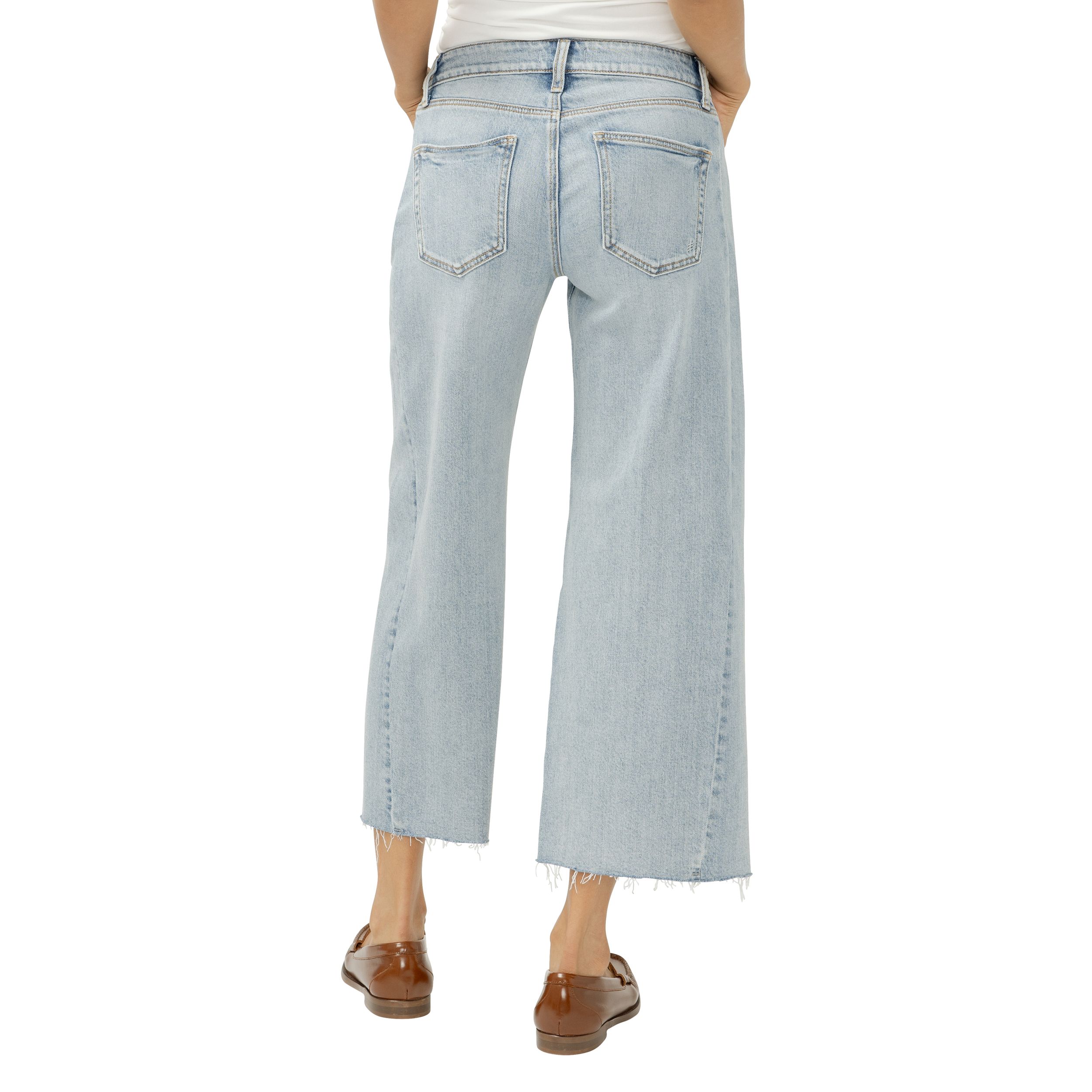 Silver Women's Suki Wide Leg Crop Jeans