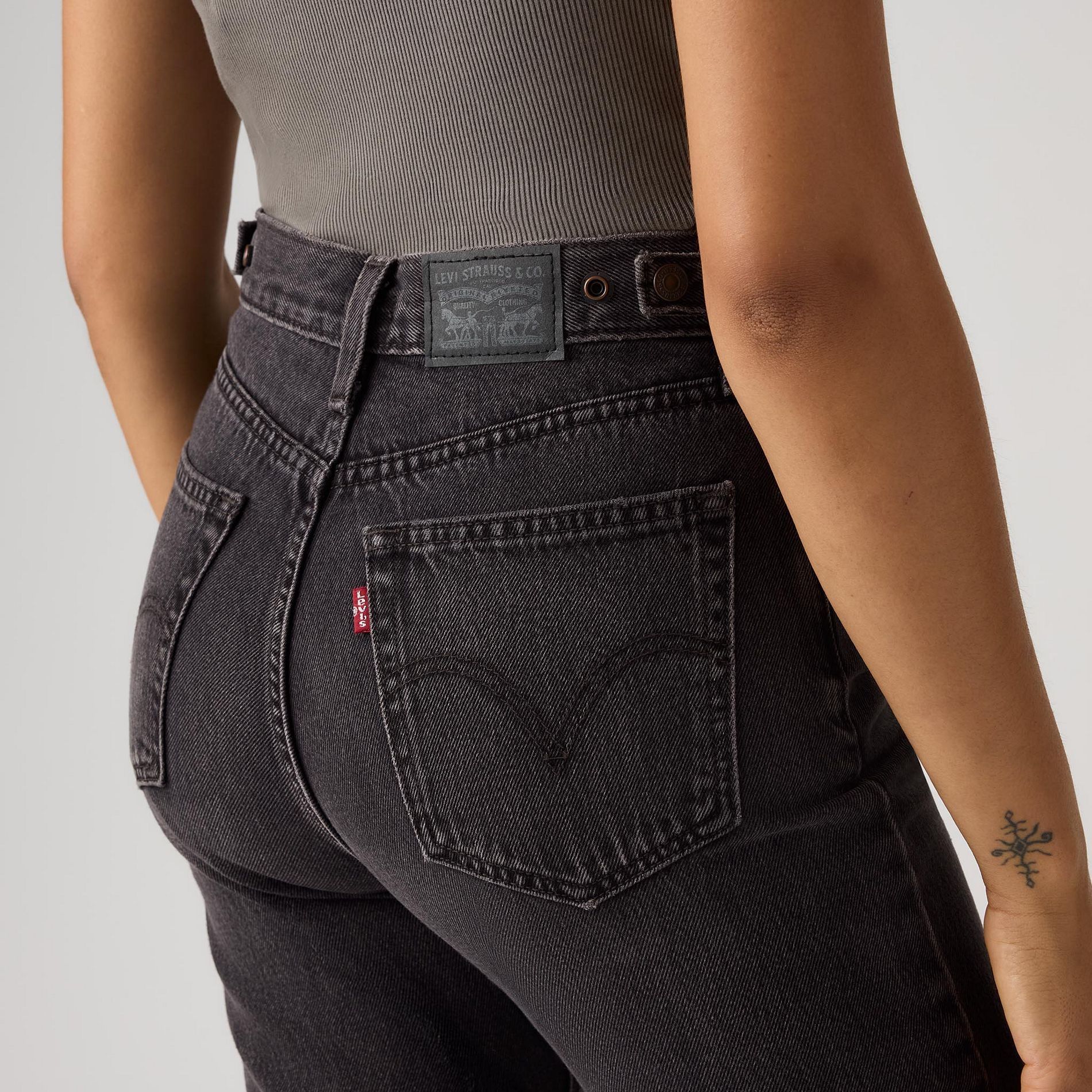 Levi's Women's Cinch Flare Jeans