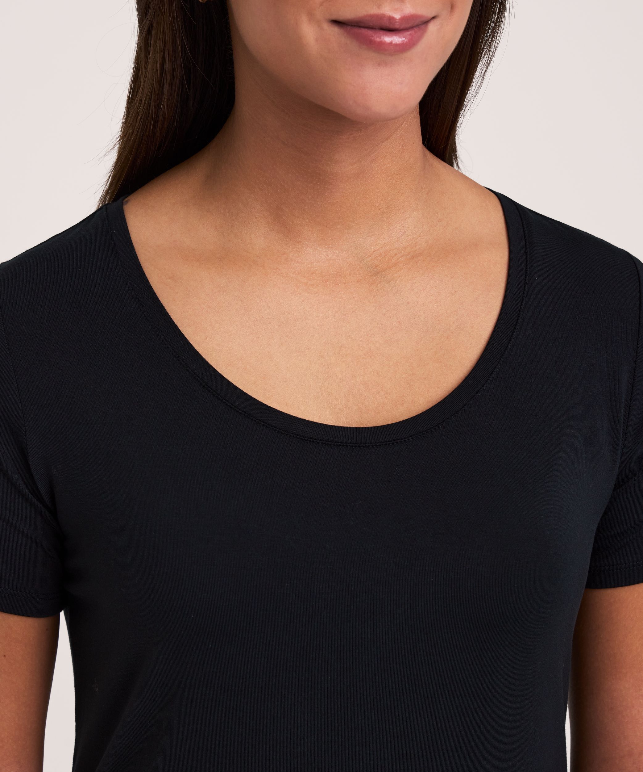 Denver Hayes Women's Relaxed Fit Scoop Neck T-Shirt