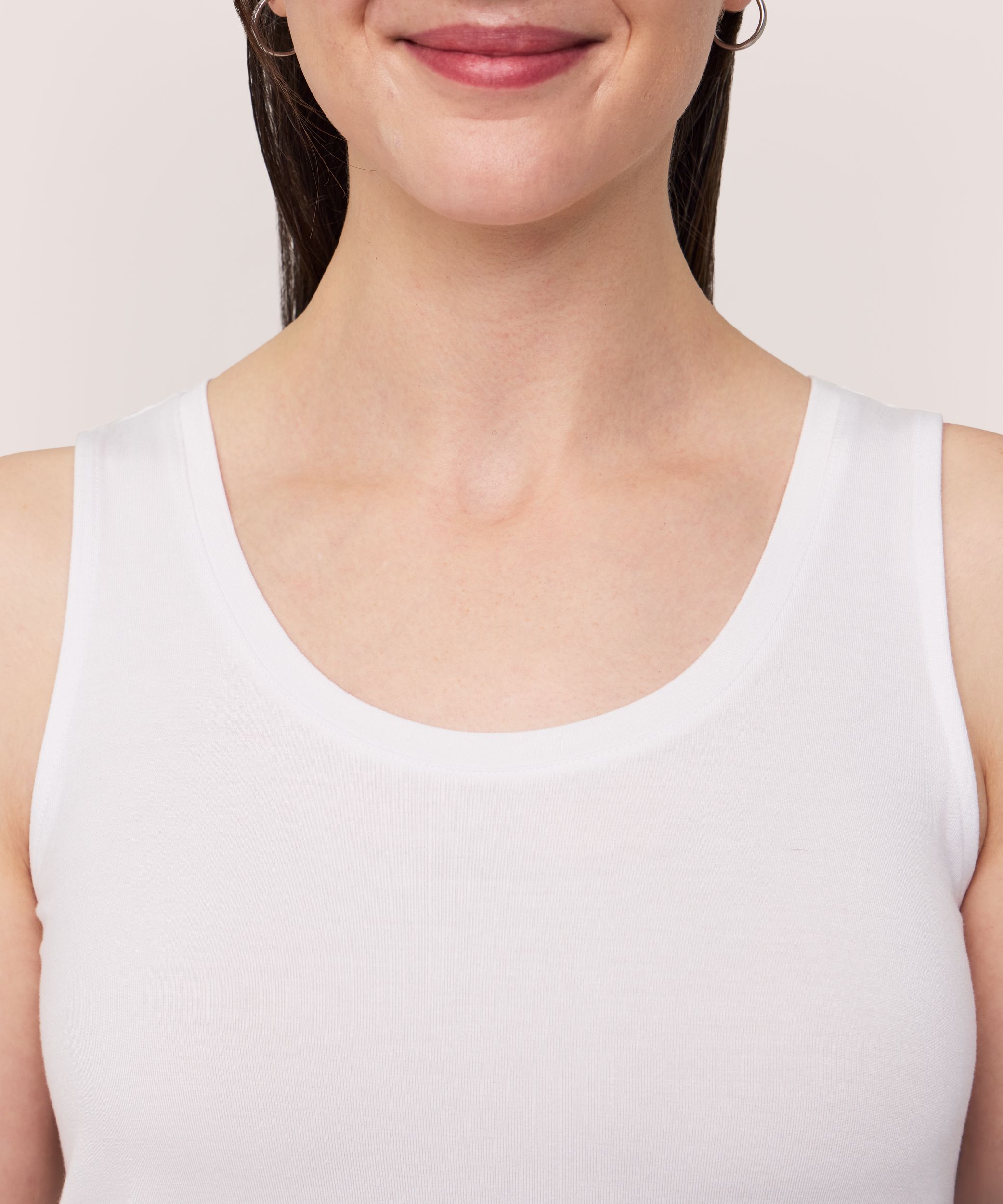 Denver Hayes Women's Relaxed Scoop Neck Tank Top