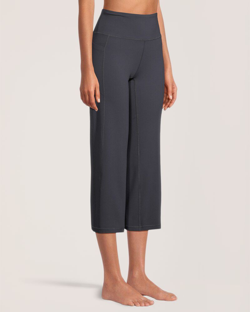 Legging court à taille haute et à jambe droite avec poche Live-in Confort pour femmes, Shambhala