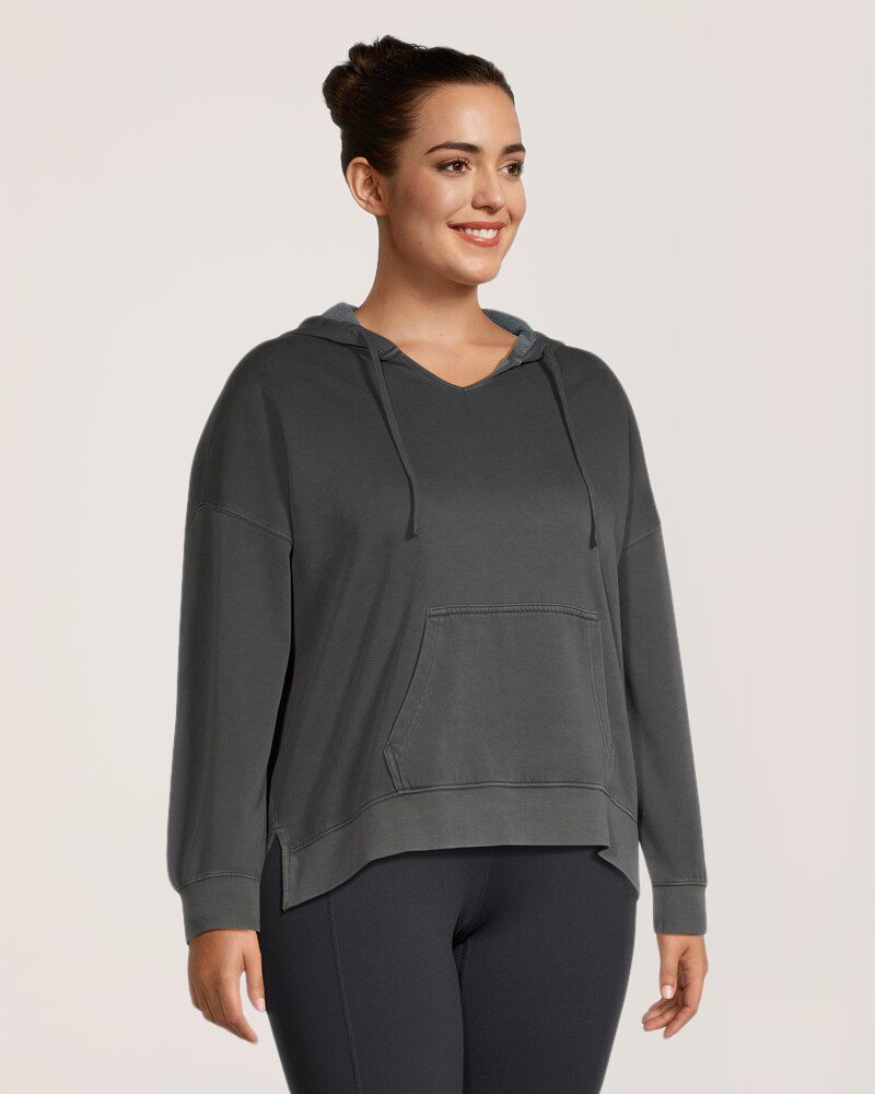 Chandail à capuche à enfiler à manches longues en molleton teint en pièce pour femmes, FarWest Front_Angled_Right