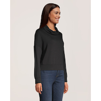 Chandail court en jersey à col boule de coupe carrée et à manches longues pour femmes, Denver Hayes Front_Three_Fourths_Angled_Right