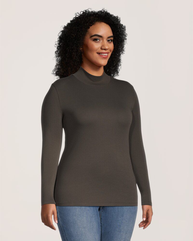 Chandail ajusté à col cheminée et à manches longues pour femmes, Denver Hayes

Ceci n'est pas un t-shirt