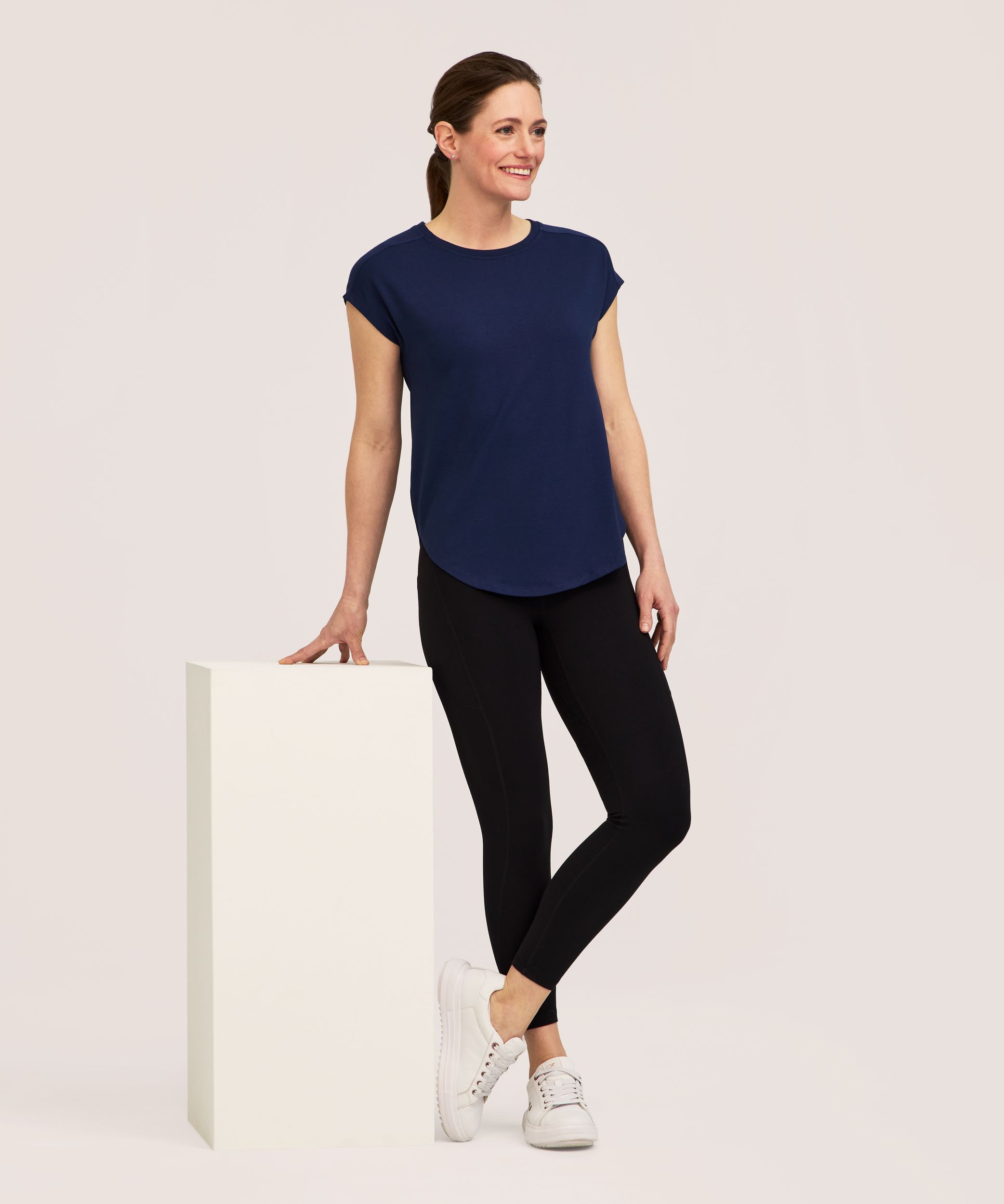 T-shirt de tous les jours à manches courtes pour femmes, Shambhala