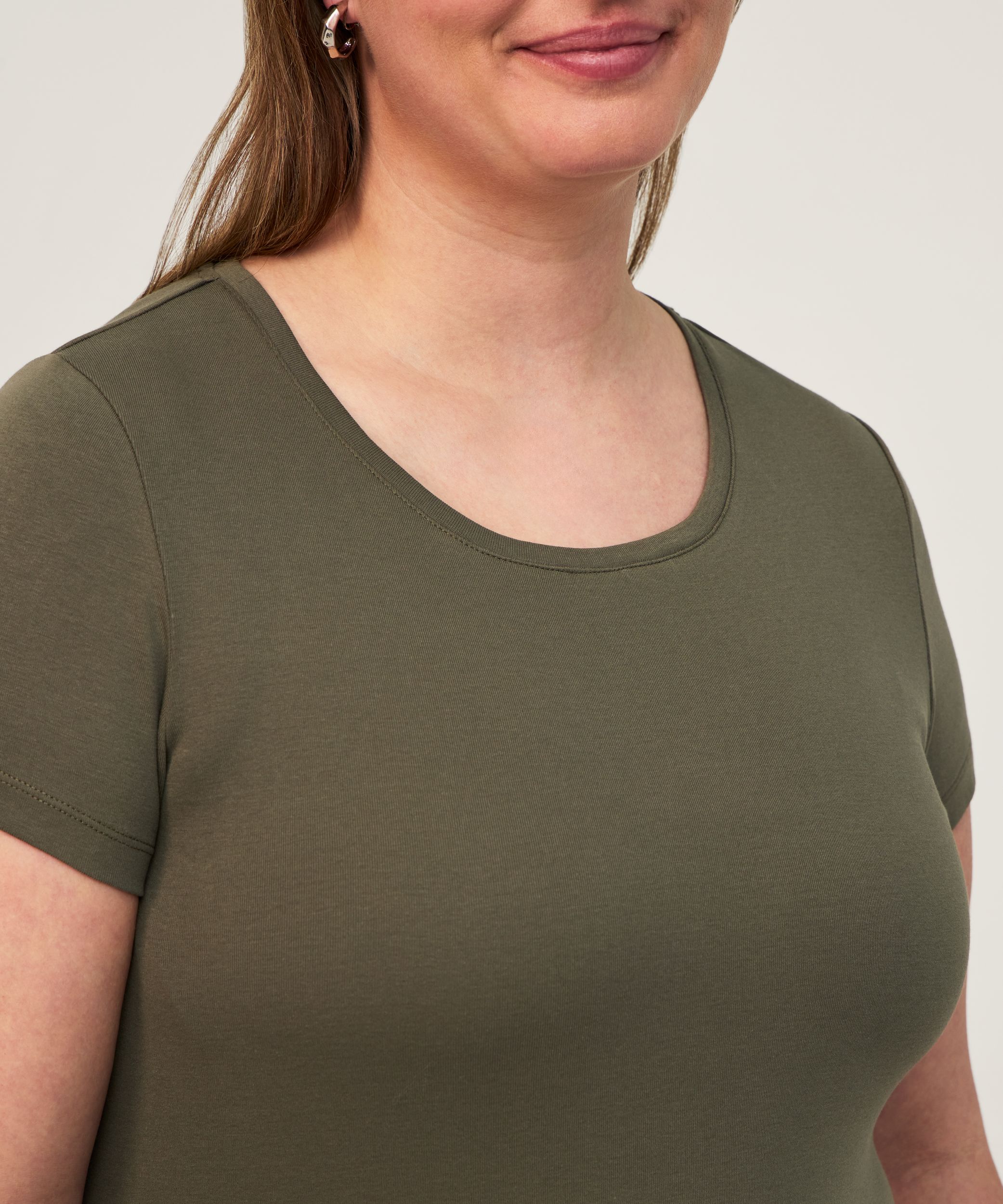 T-shirt ajusté à col ras du cou et à manches courtes pour femmes, Denver Hayes