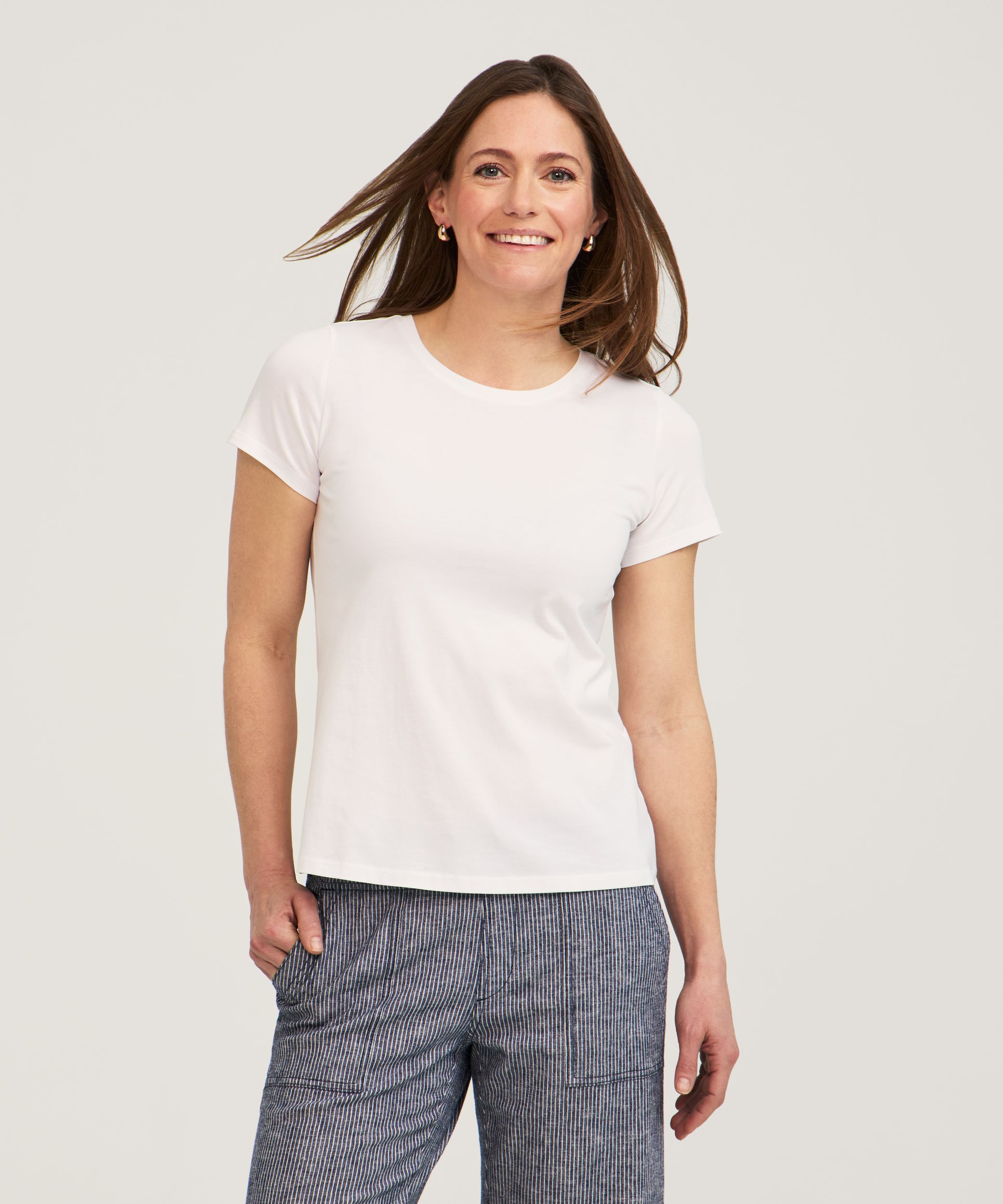 T-shirt semi-ajusté en coton Supima à col arrondi et à manches courtes pour femmes, Denver Hayes