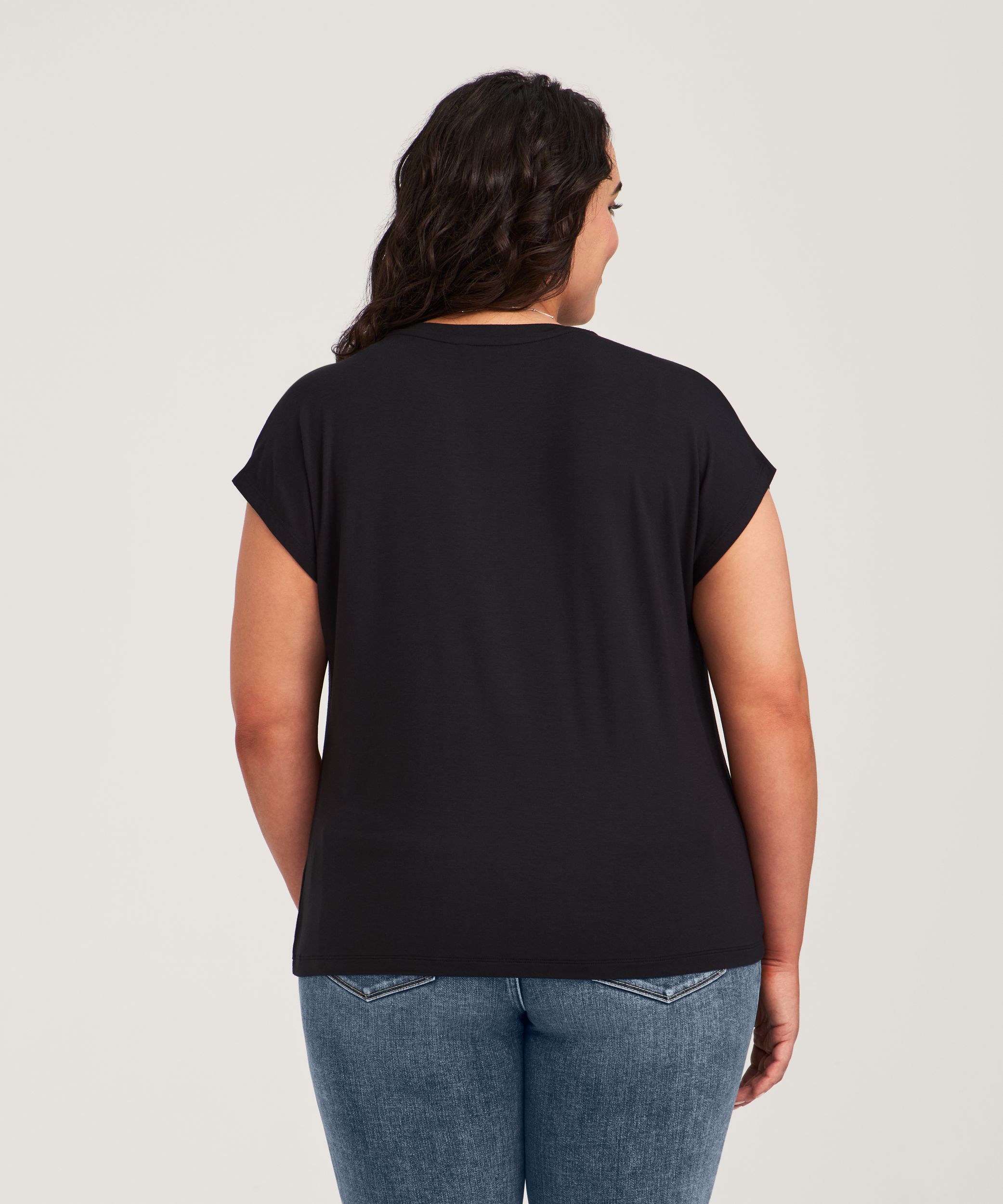 Denver Hayes Women's Short Sleeve Relaxed V Neck Top