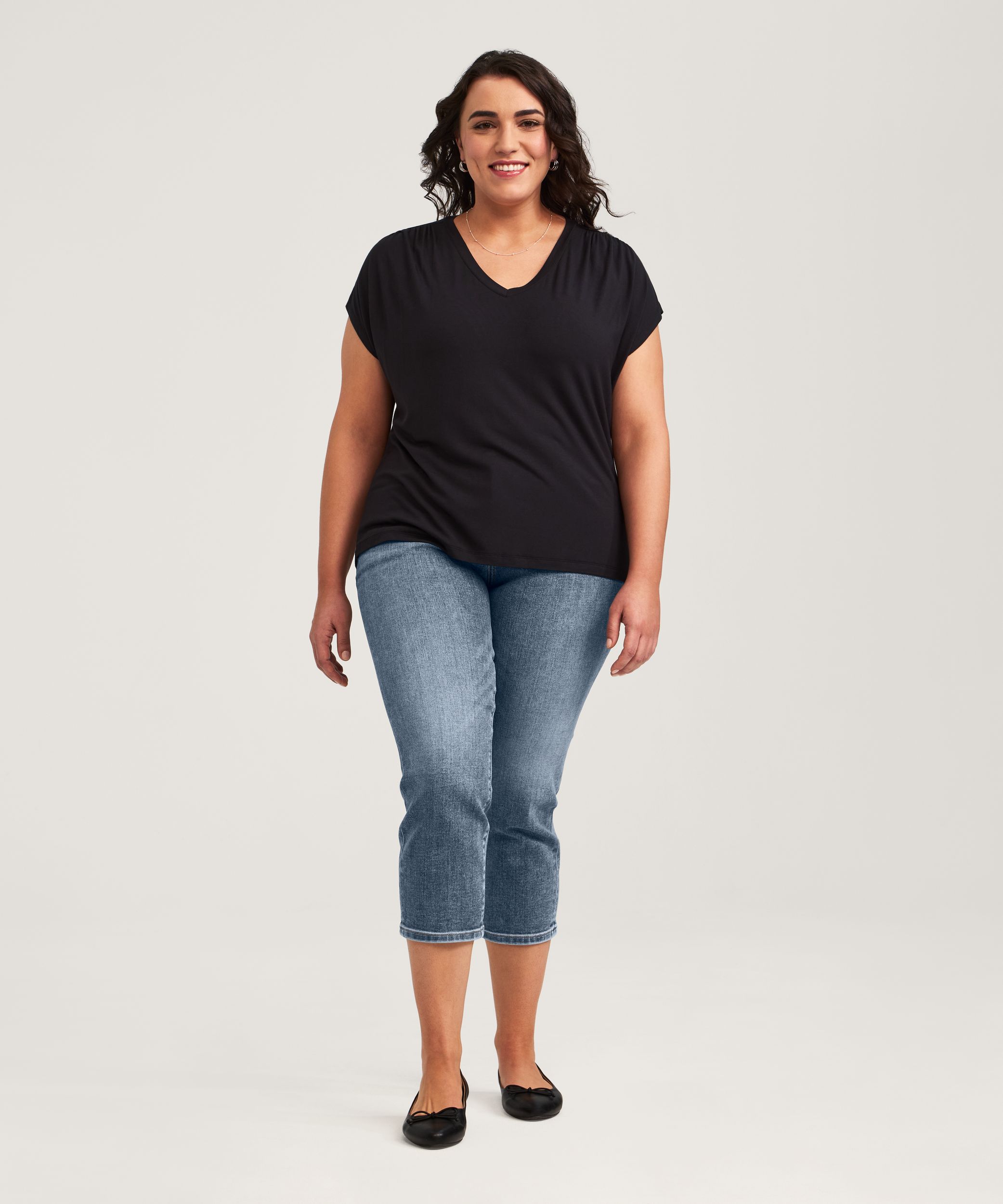 Denver Hayes Women's Short Sleeve Relaxed V Neck Top