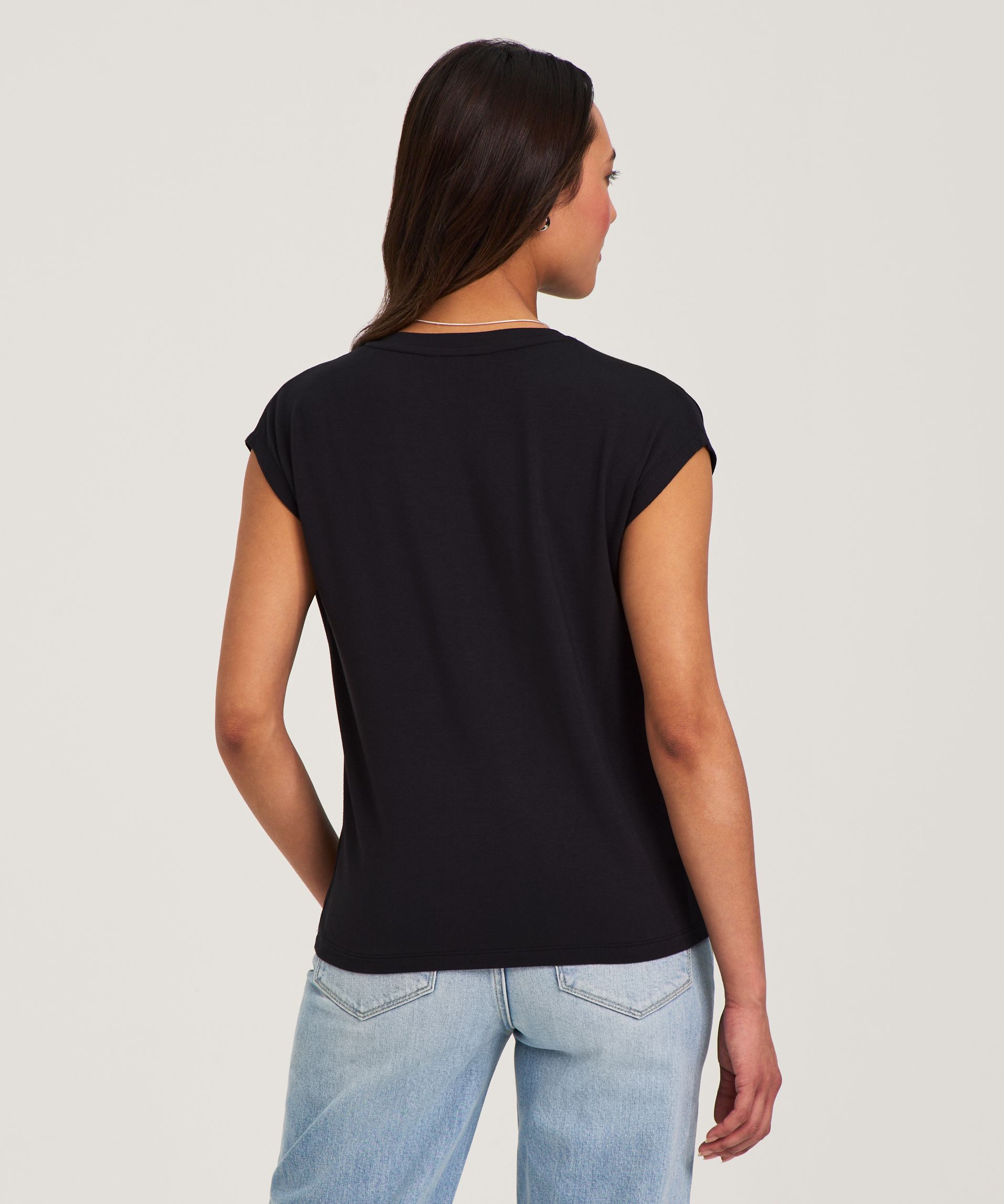 Denver Hayes Women's Short Sleeve Relaxed V Neck Top