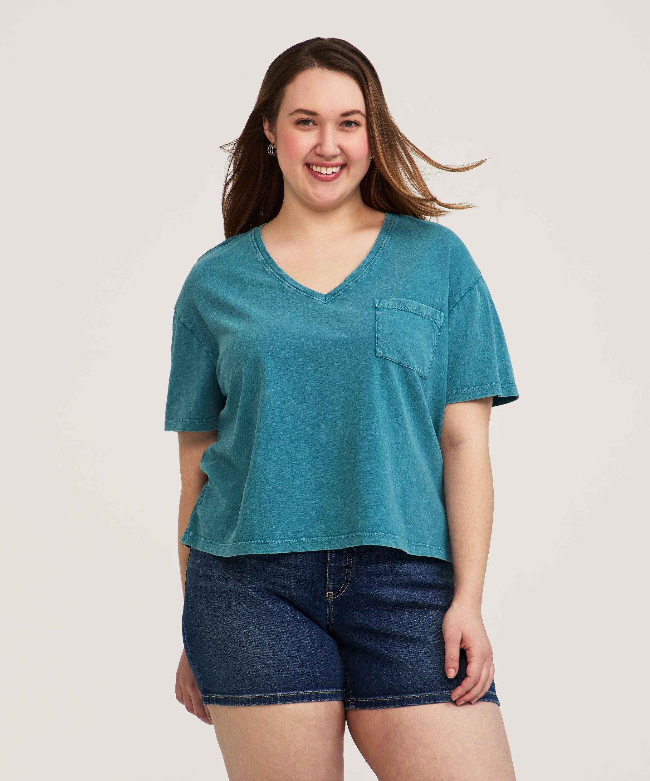 T-shirt de coupe carrée lavé après confection pour femmes, FarWest