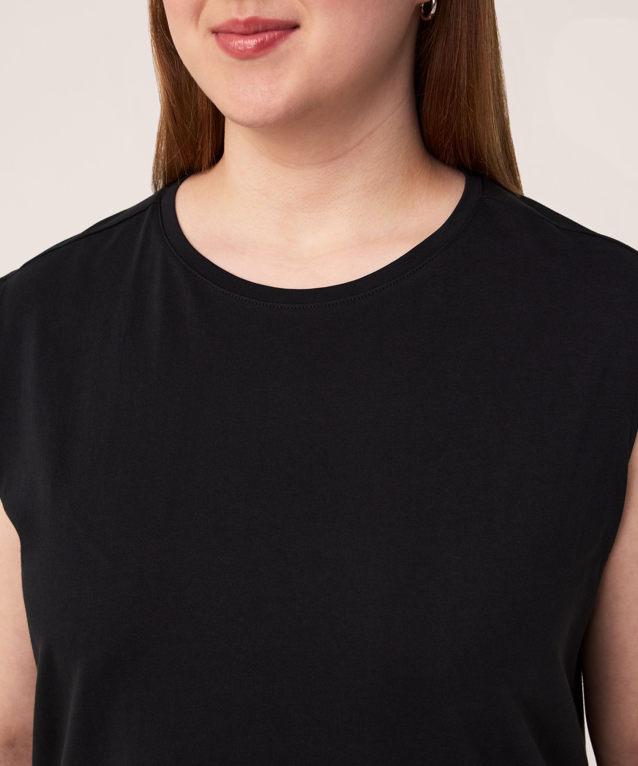 Débardeur en coton Supima semi-ajusté à encolure ras du cou pour femmes, Denver Hayes