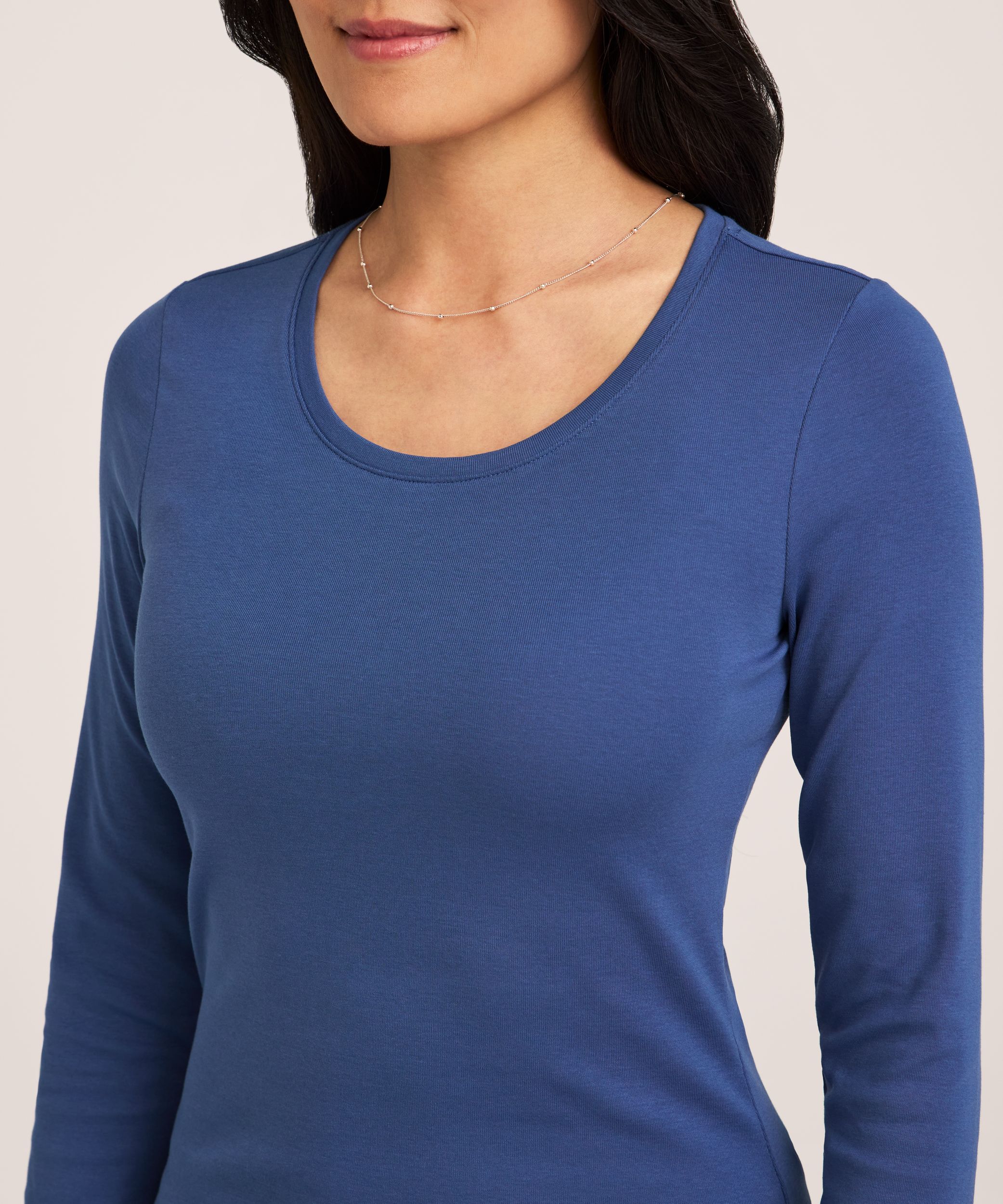 Denver Hayes Women's Long Sleeve Slim Fit Crew Neck T-Shirt