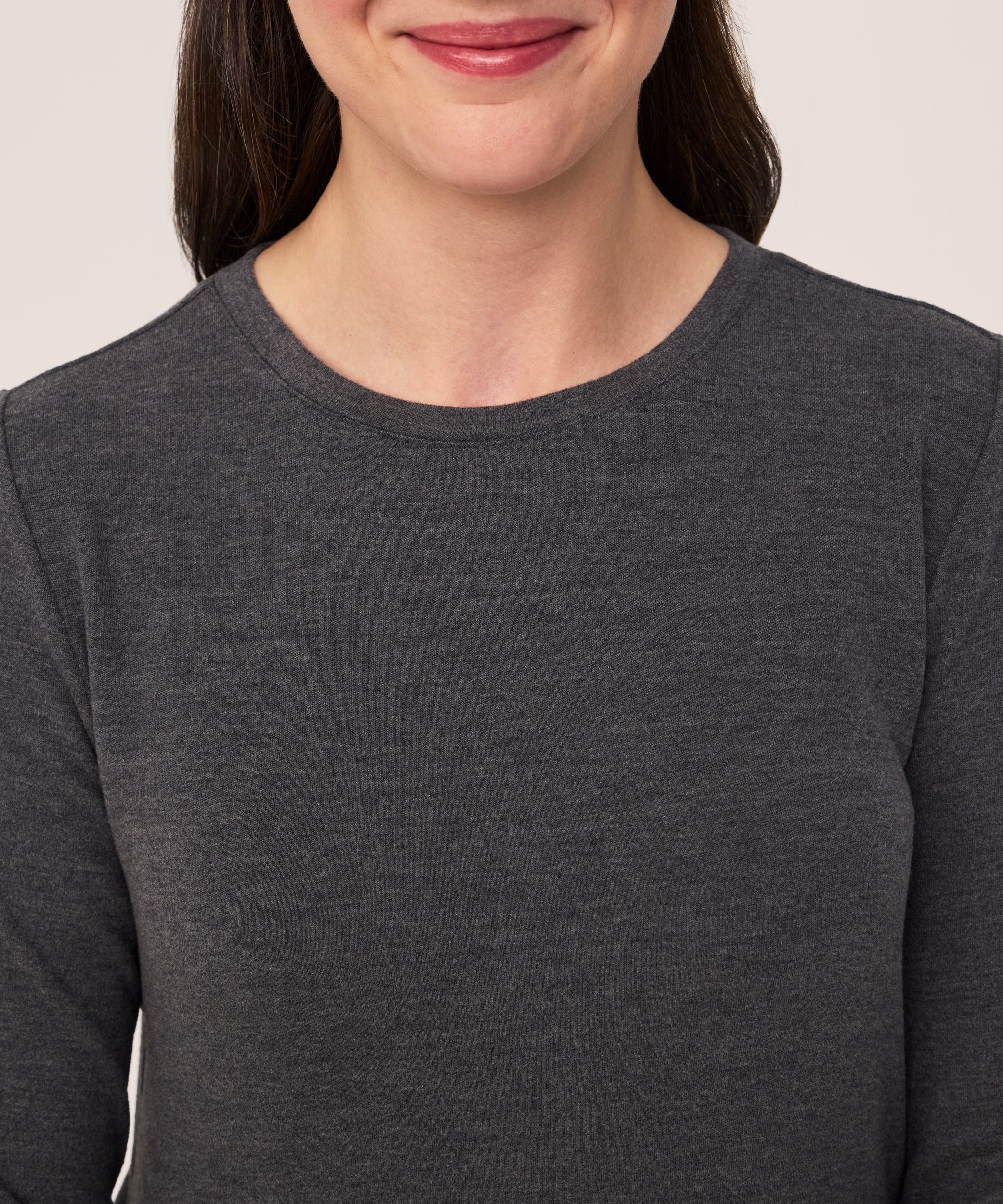 WindRiver Women's Long Sleeve T-Max Heat Lightweight Crewneck T-Shirt