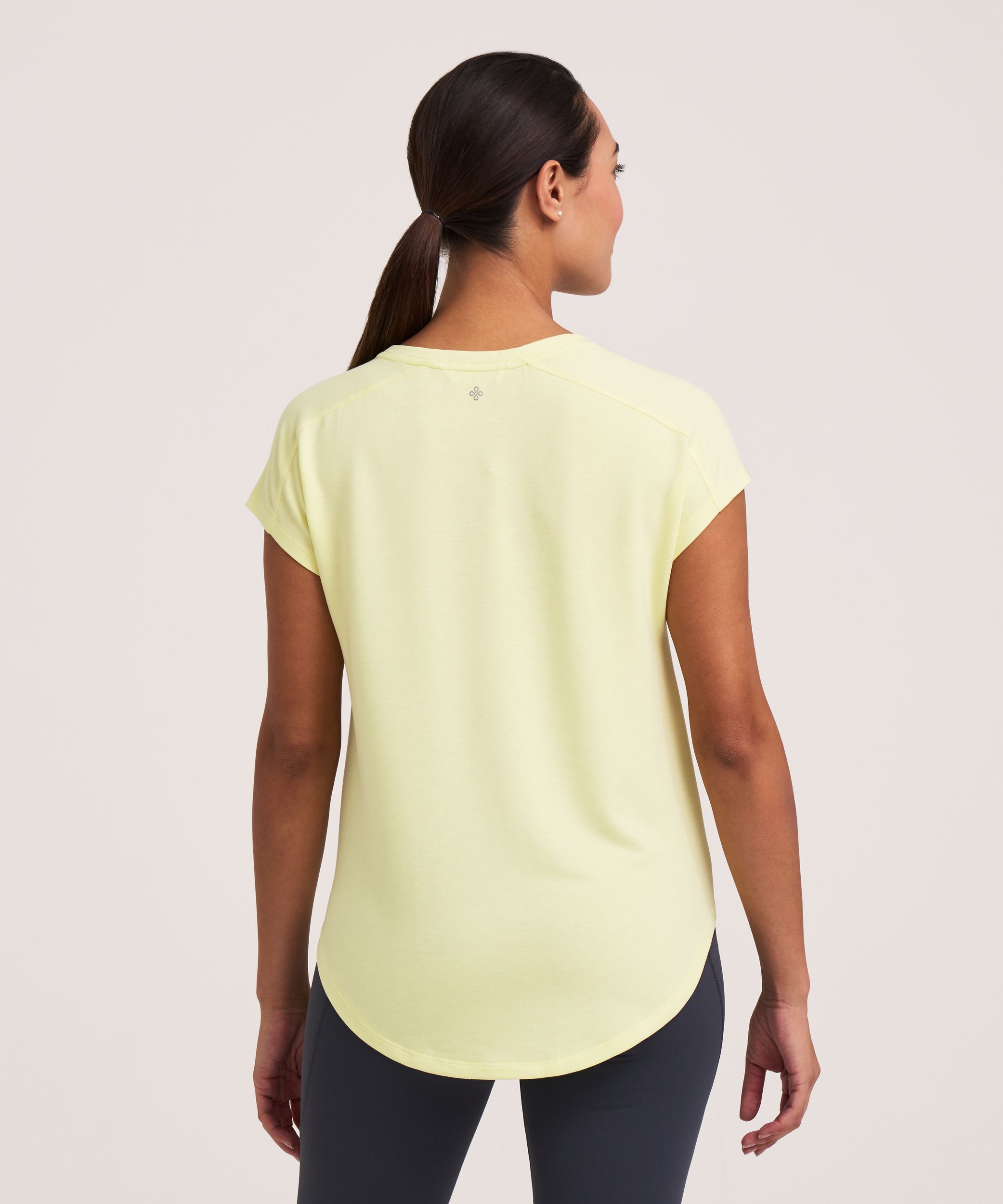 T-shirt de tous les jours à manches courtes pour femmes, Shambhala