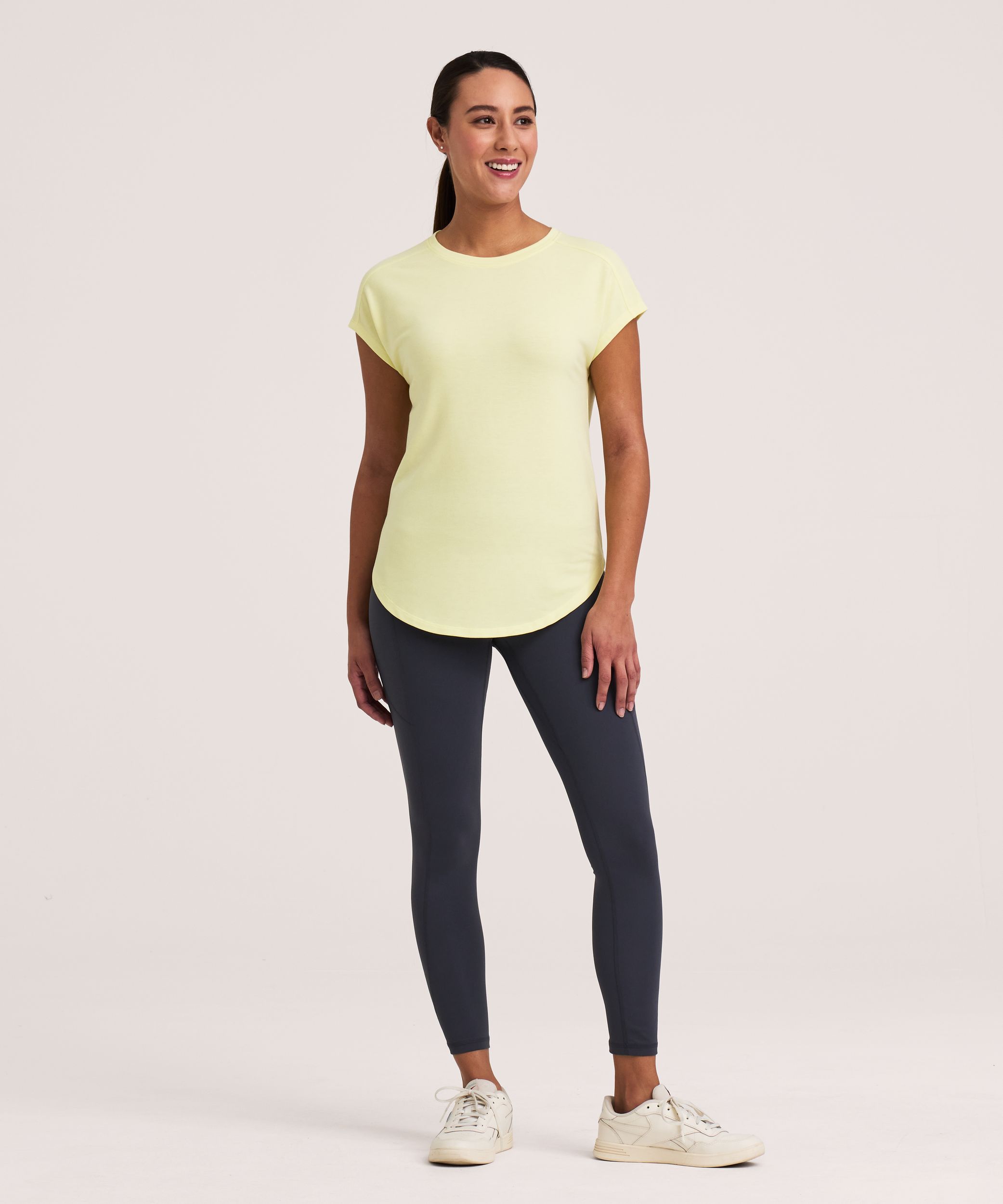 T-shirt de tous les jours à manches courtes pour femmes, Shambhala