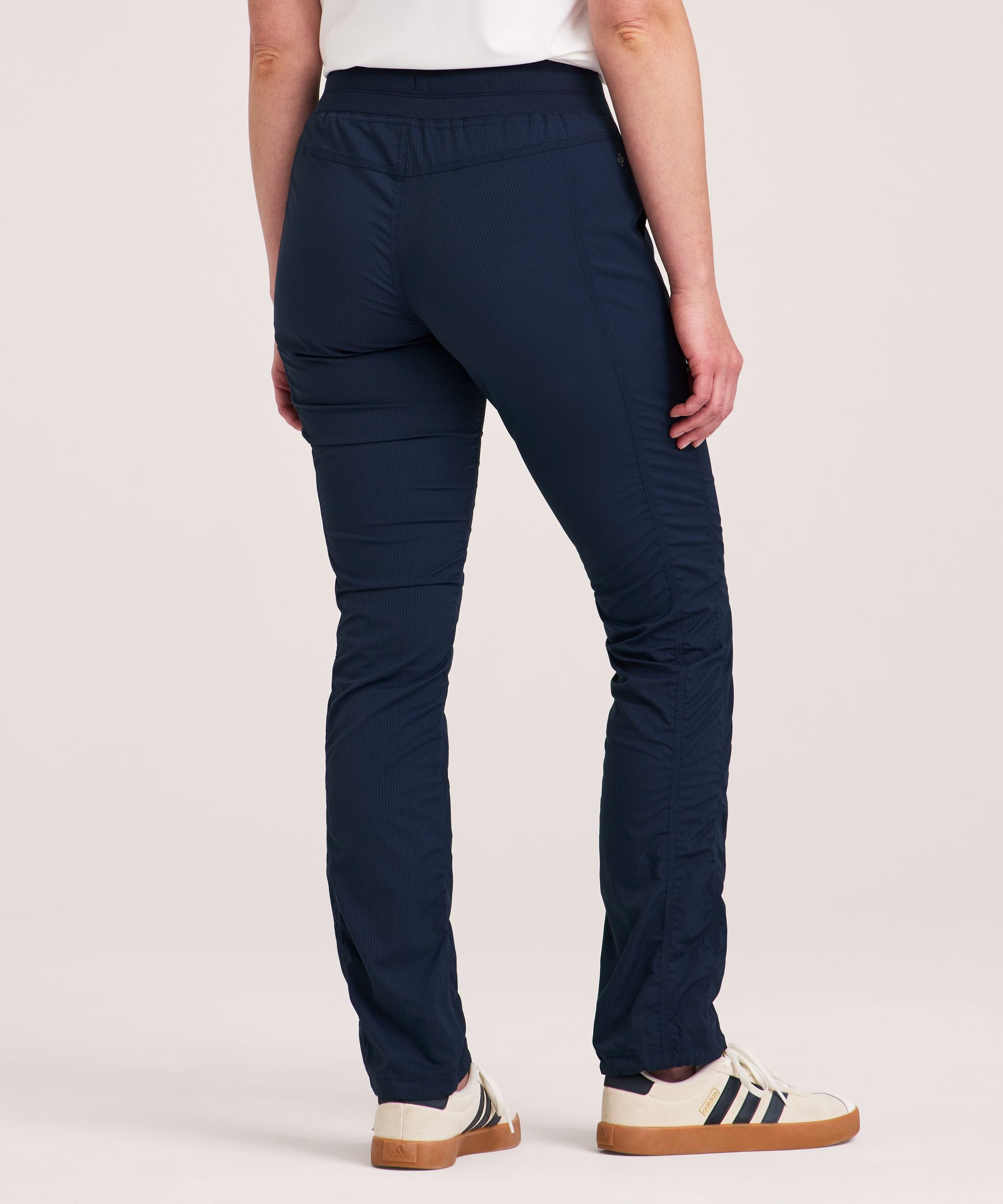 Shambhala Women's Mid Rise Woven Ease Pant
