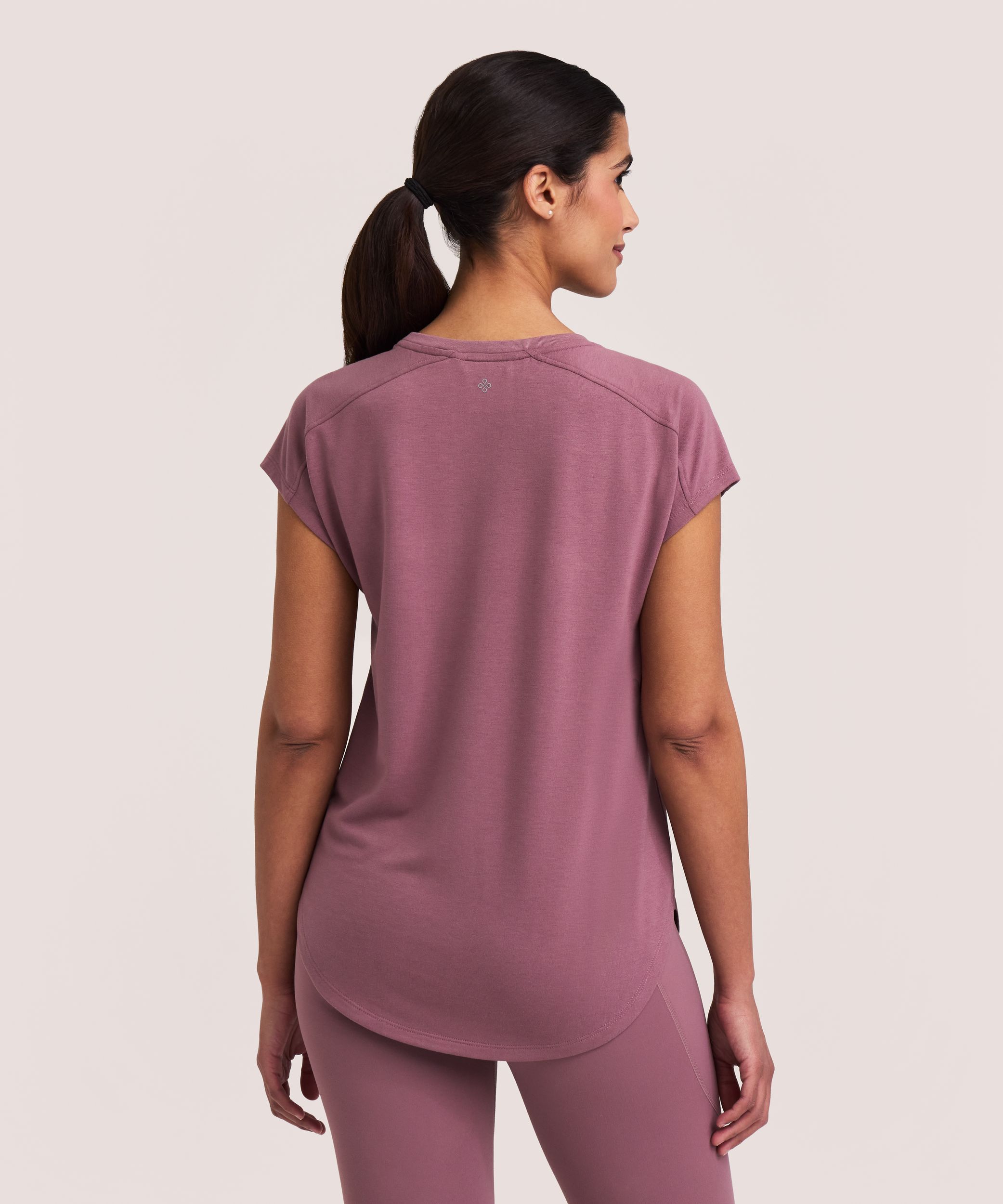 T-shirt de tous les jours à manches courtes pour femmes, Shambhala