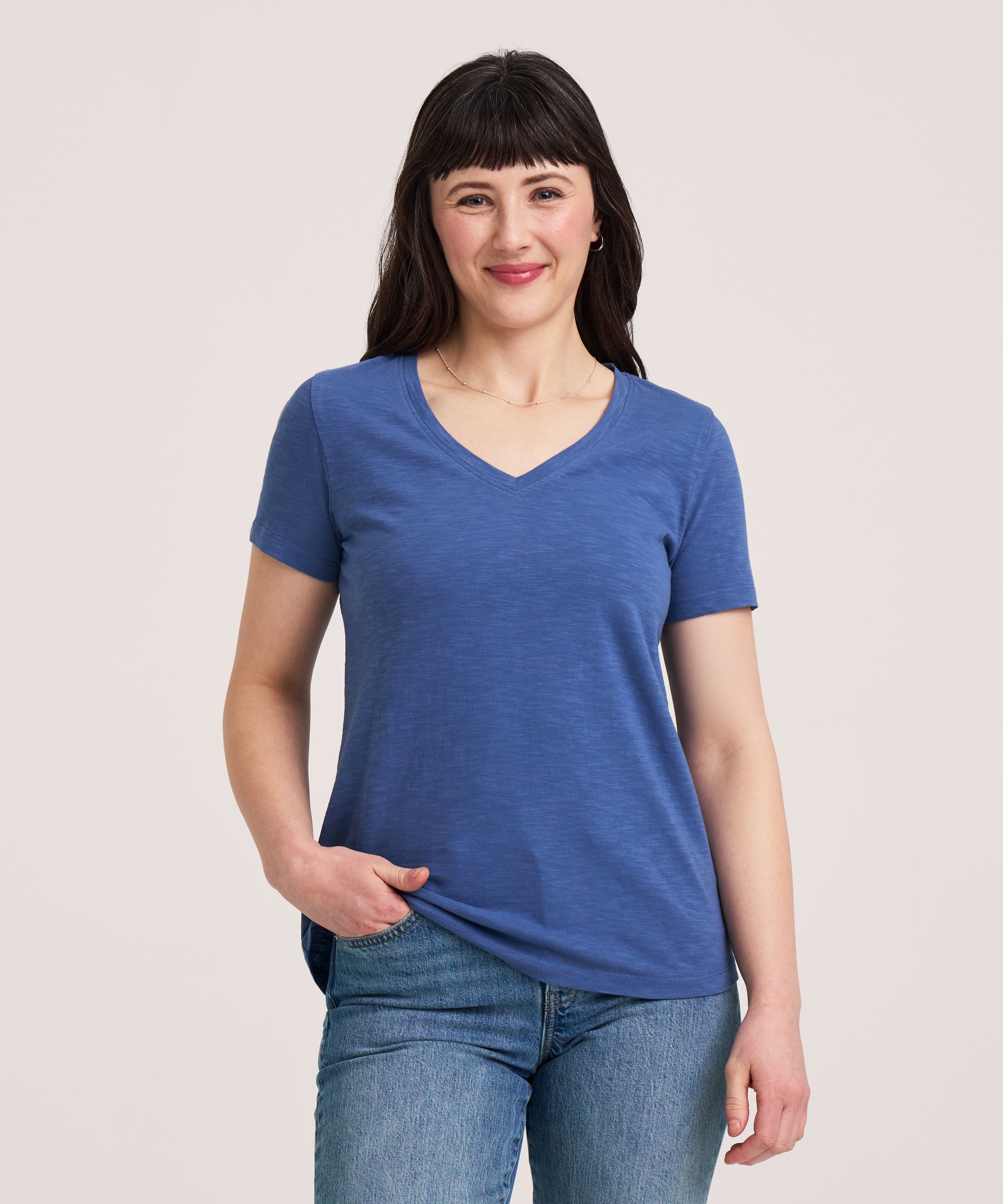 T-shirt en coton flammé à encolure en V et à manches courtes pour femmes, Denver Hayes