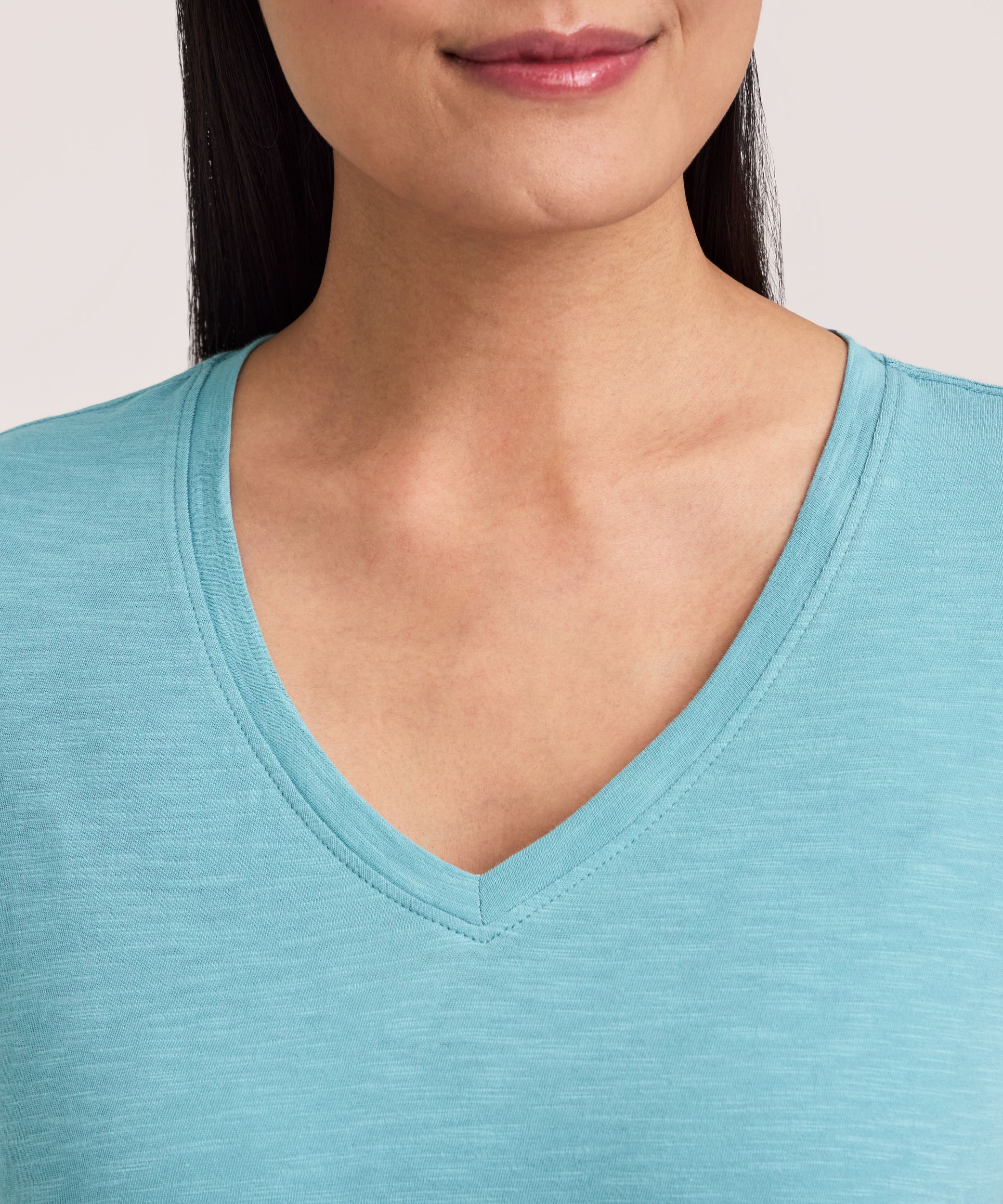 T-shirt en coton flammé à encolure en V et à manches courtes pour femmes, Denver Hayes