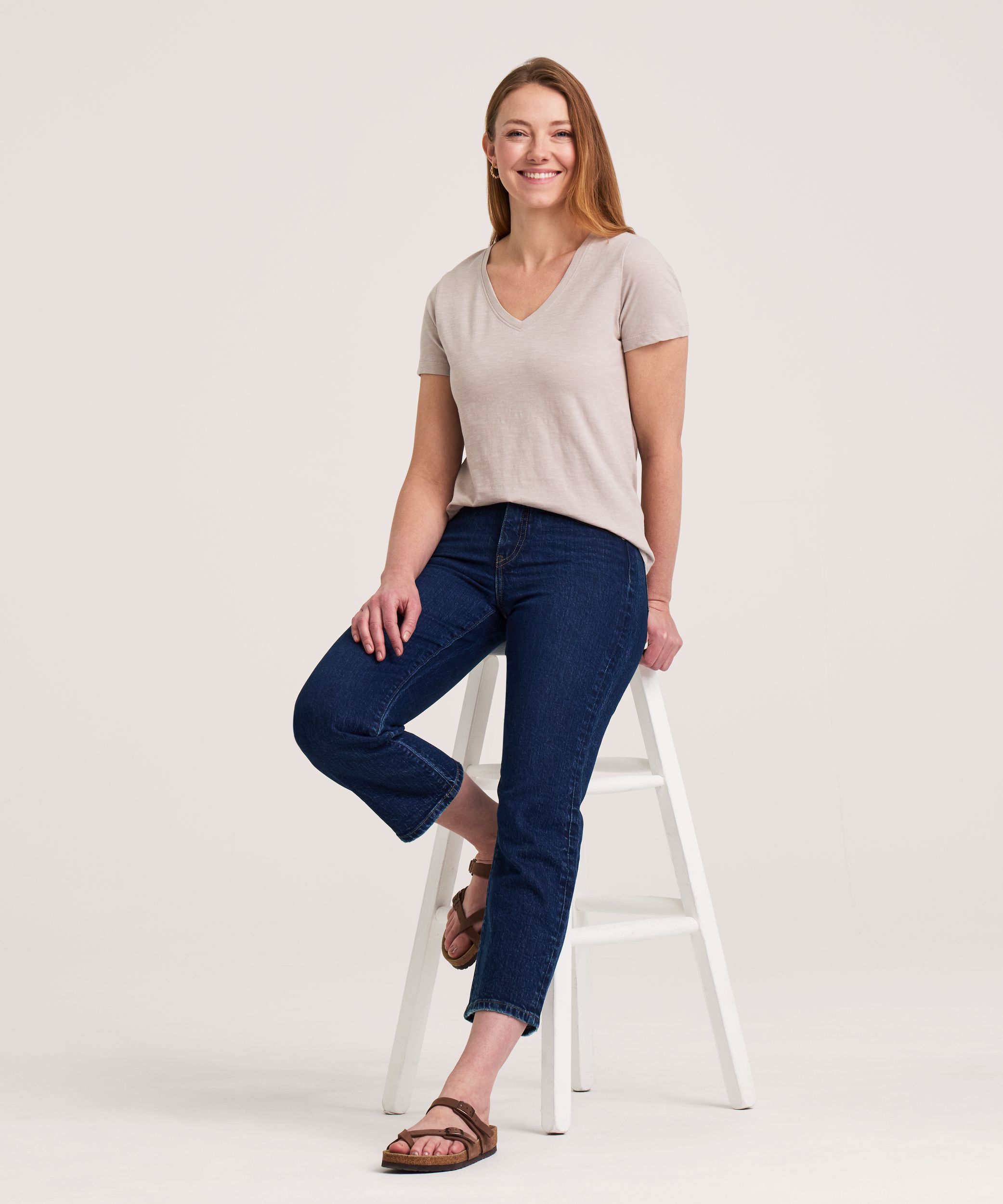 T-shirt en coton flammé à encolure en V et à manches courtes pour femmes, Denver Hayes