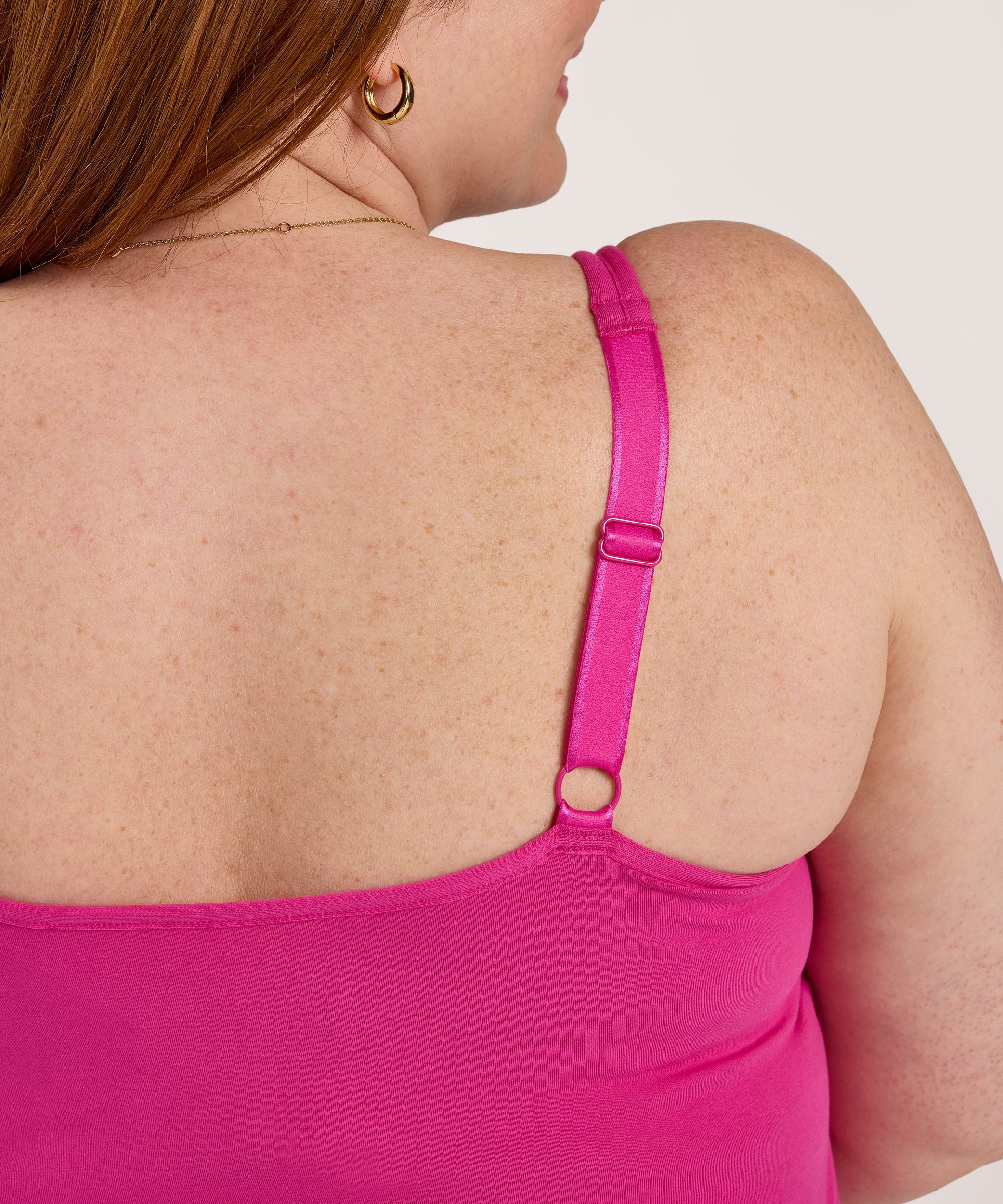 Denver Hayes Women's Curve Tech Built-In Bra Tank Top