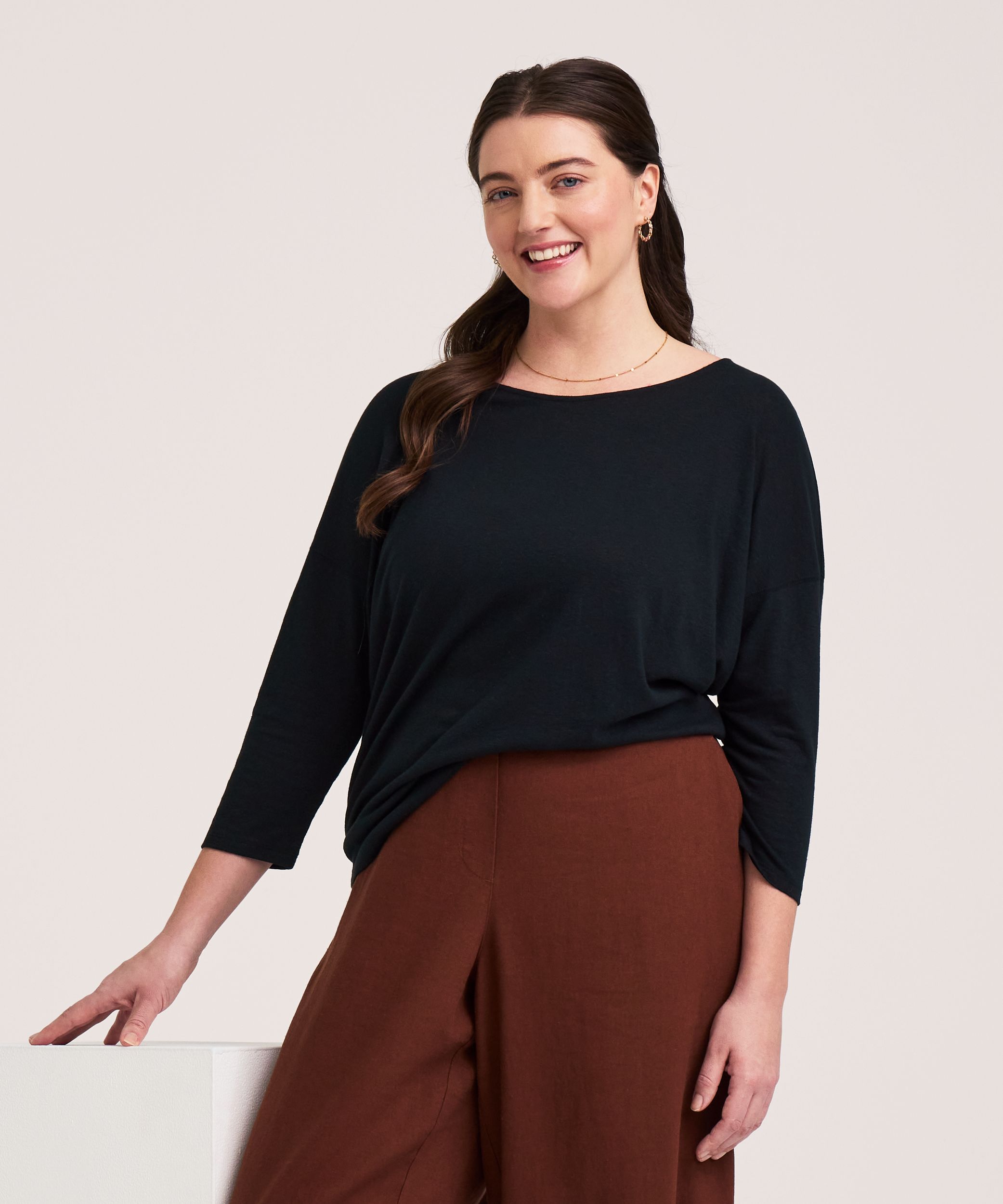 Denver Hayes Women's 3/4 Sleeve Boat Neck T-Shirt