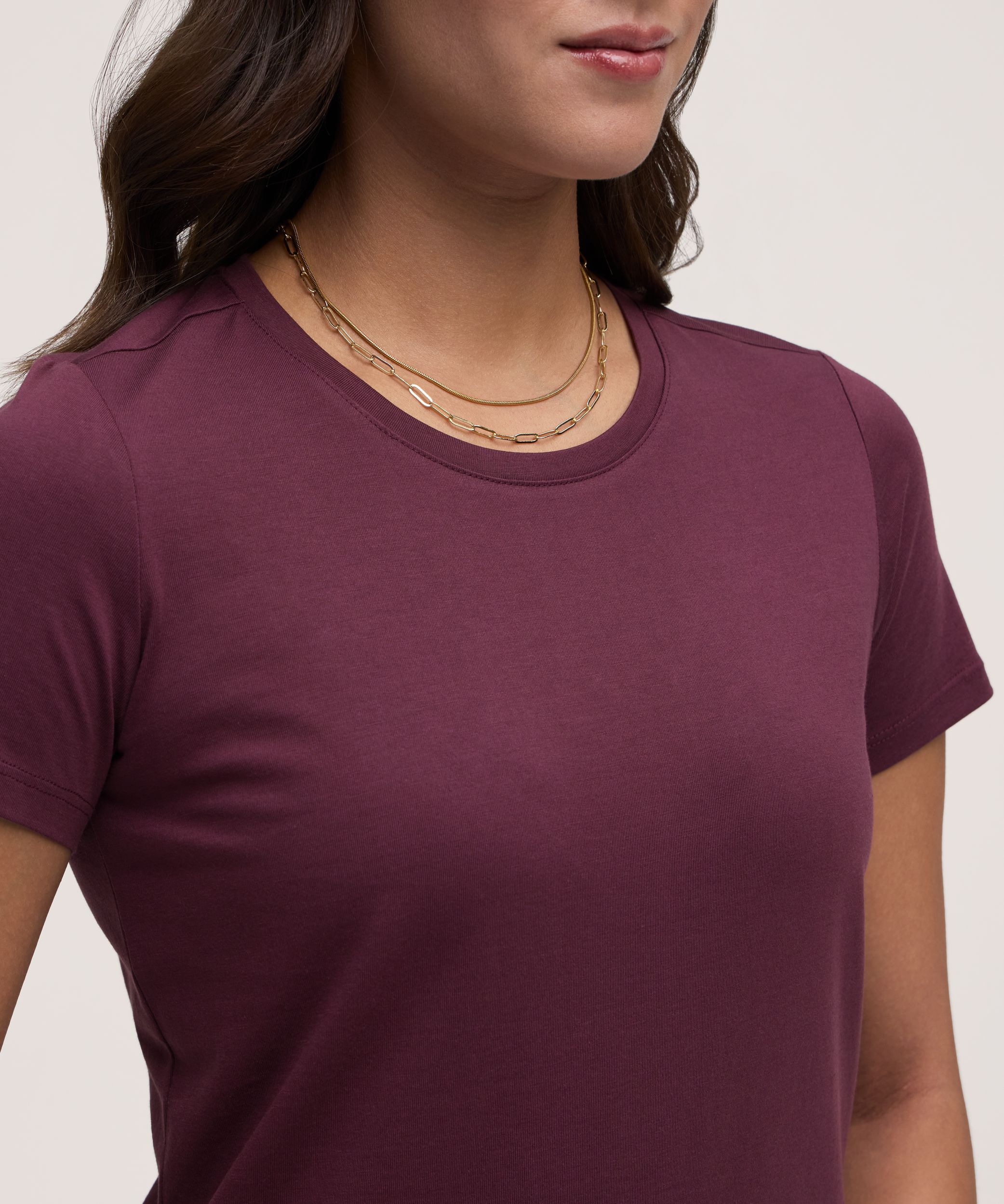 T-shirt semi-ajusté à col arrondi et manches courtes en coton Supima pour femmes, Denver Hayes