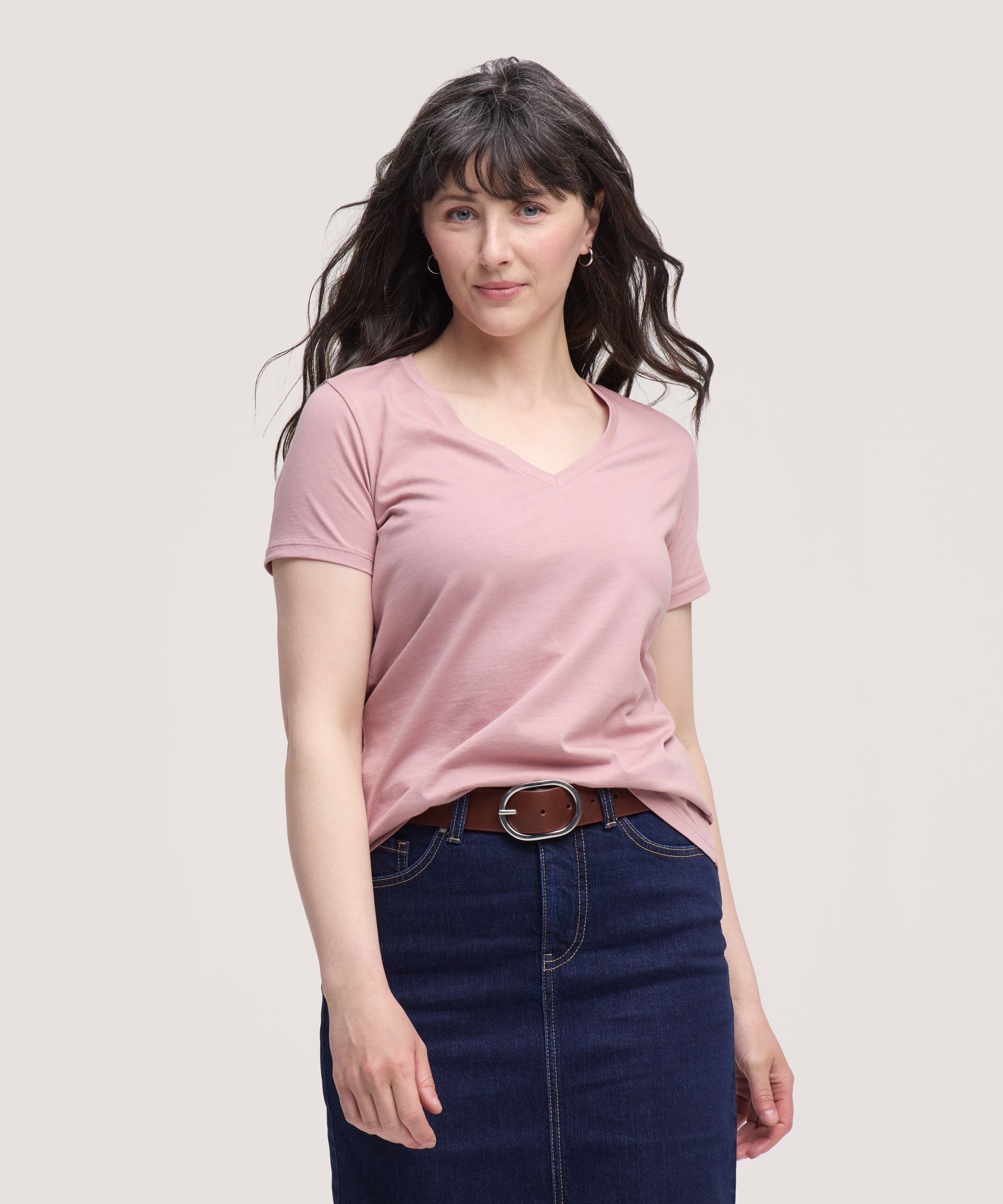 Denver Hayes Women's Short Sleeve Semi-Fitted V-Neck Supima Cotton T-Shirt