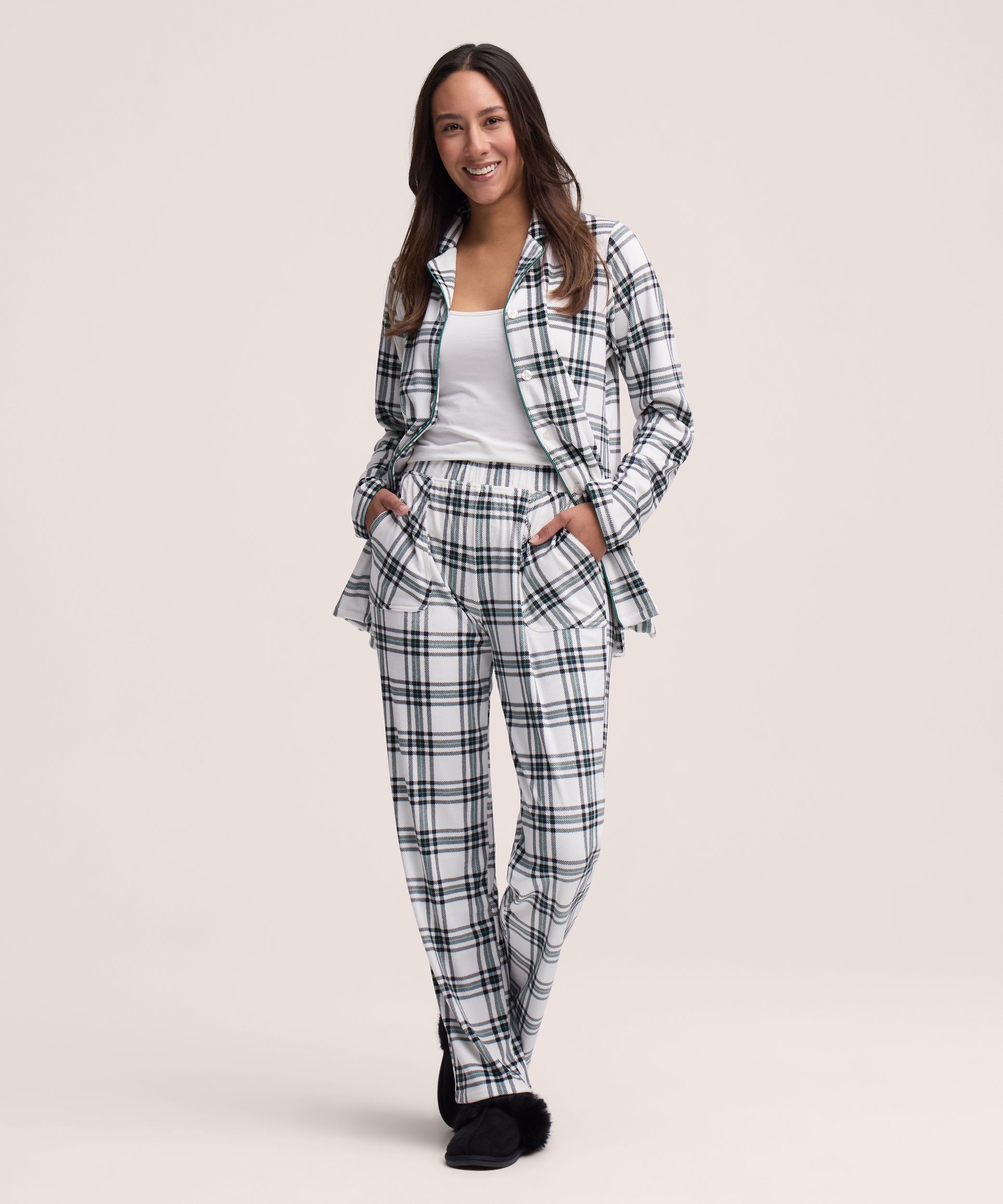 Denver Hayes Women's 2 Piece Brushed Micro Plush Pajama Set