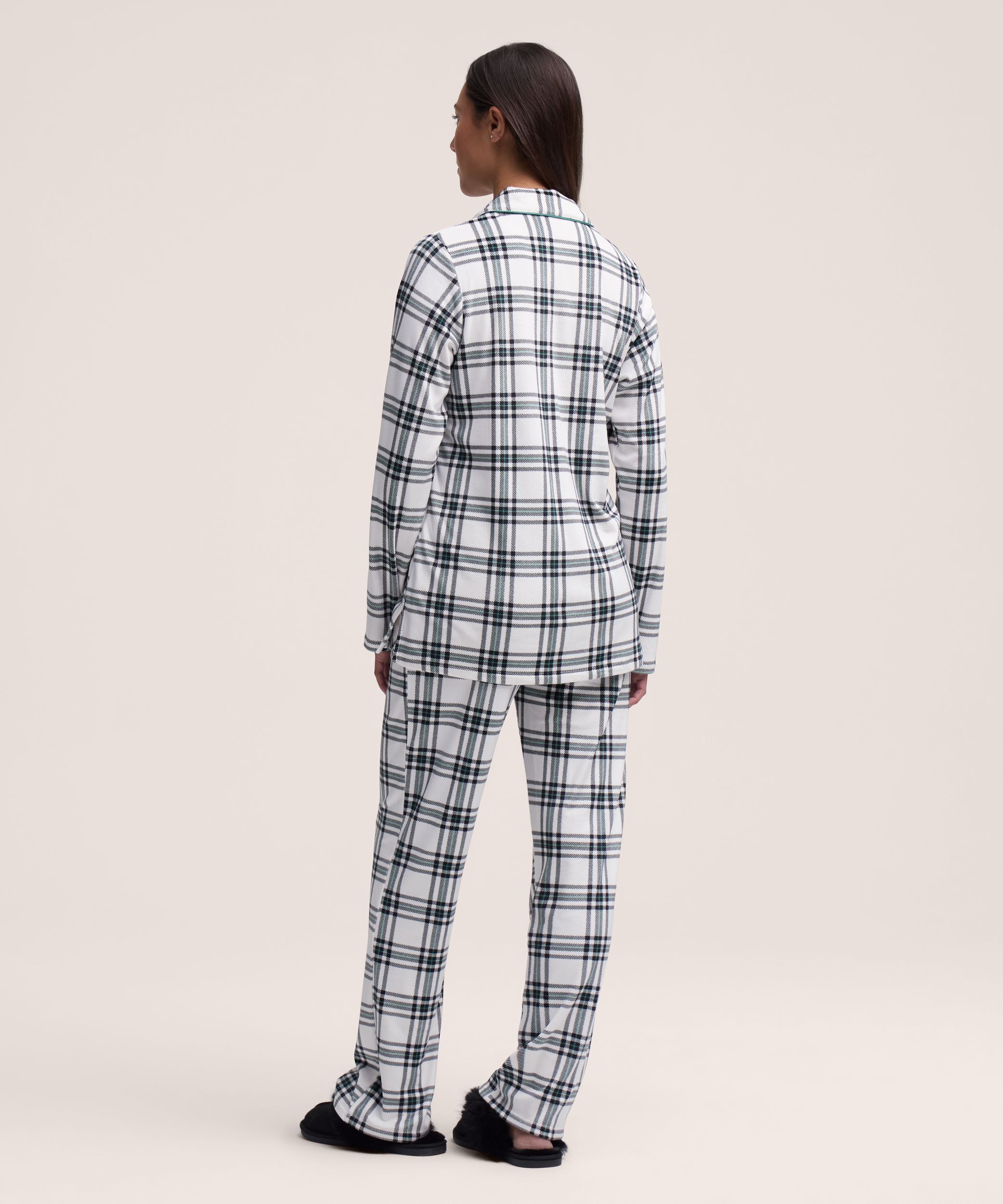 Denver Hayes Women's 2 Piece Brushed Micro Plush Pajama Set