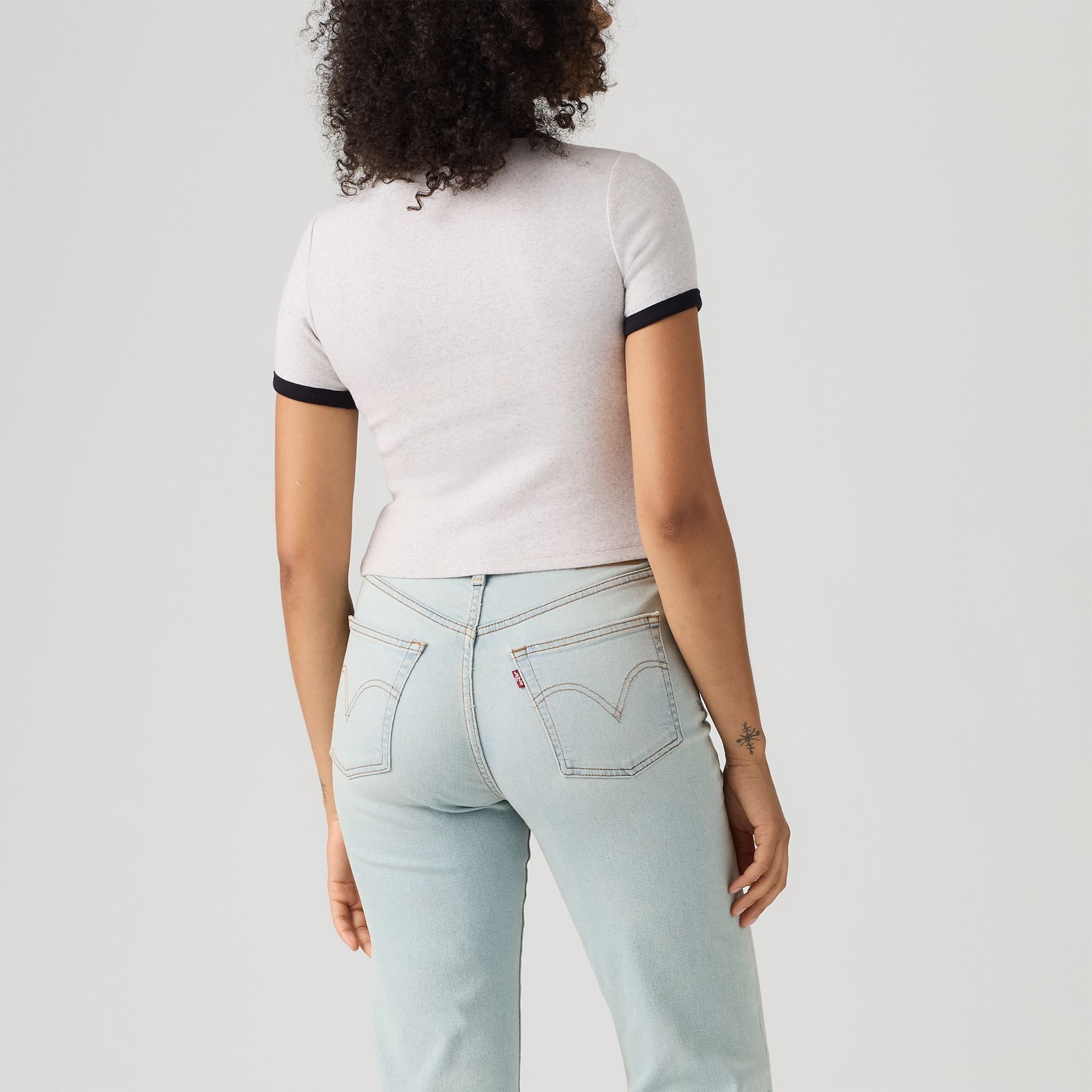 Levi's Women's Graphic Hayes Cropped T-Shirt