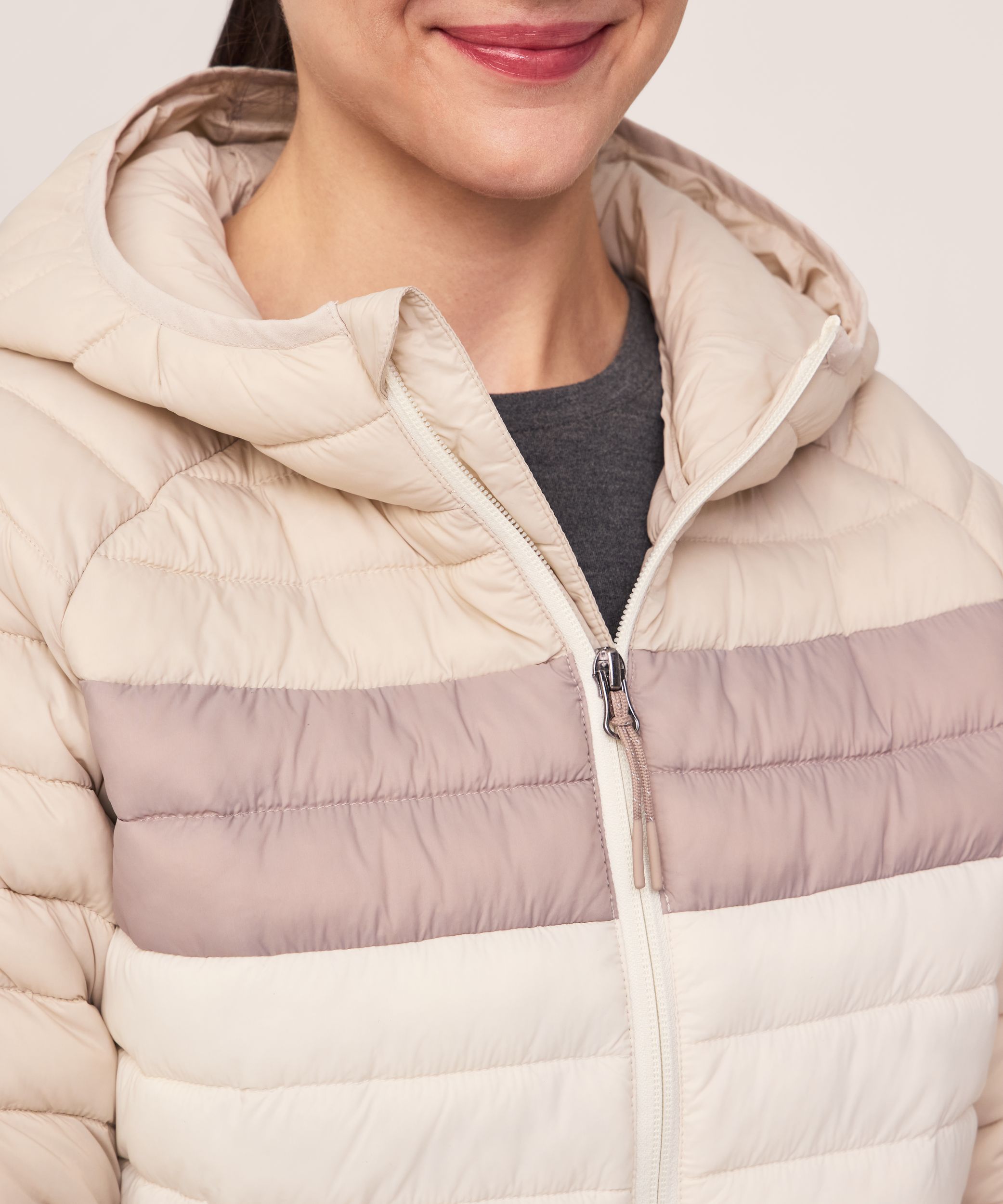 WindRiver Women's HD1 Packable Hooded Puffer Jacket