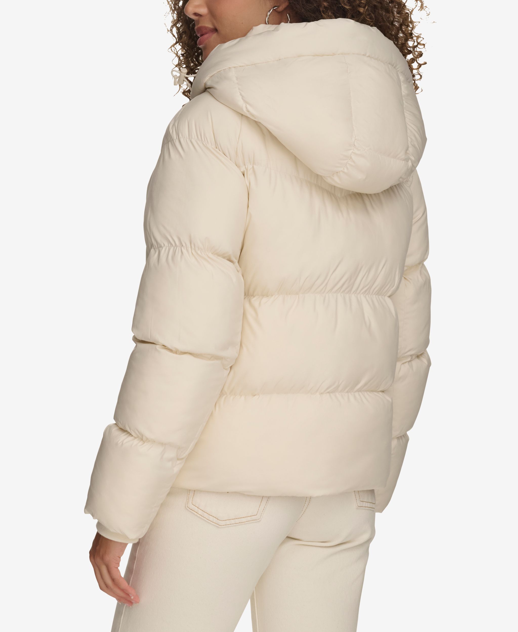 Levi's Women's Classic Puffer Short Jacket