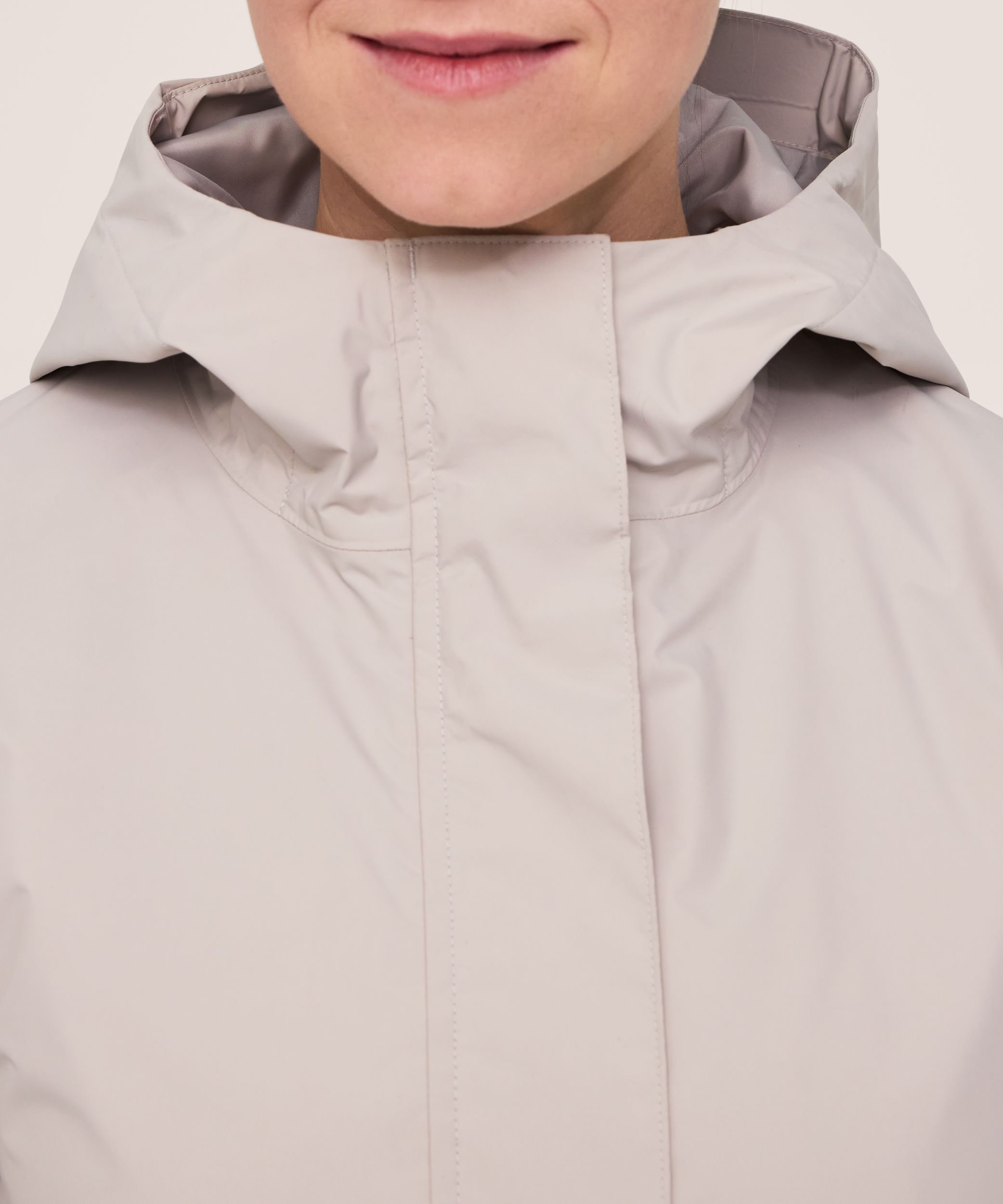 WindRiver Women's HD3 Downpour II 2L Belted Rain Jacket