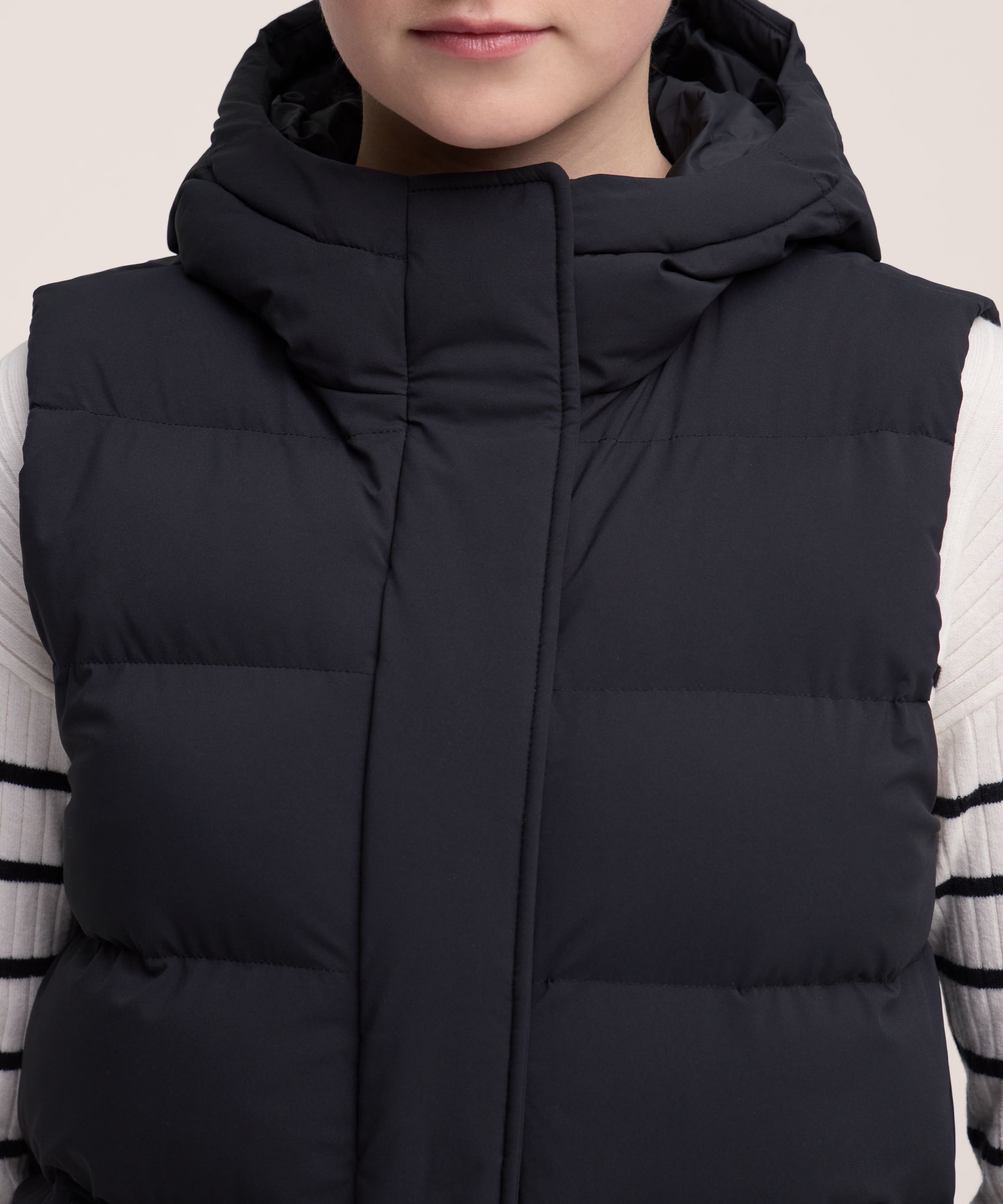 Denver Hayes Women's Hyper-Dri® HD1 T-Max® Insulated Puffy Vest CloseUp