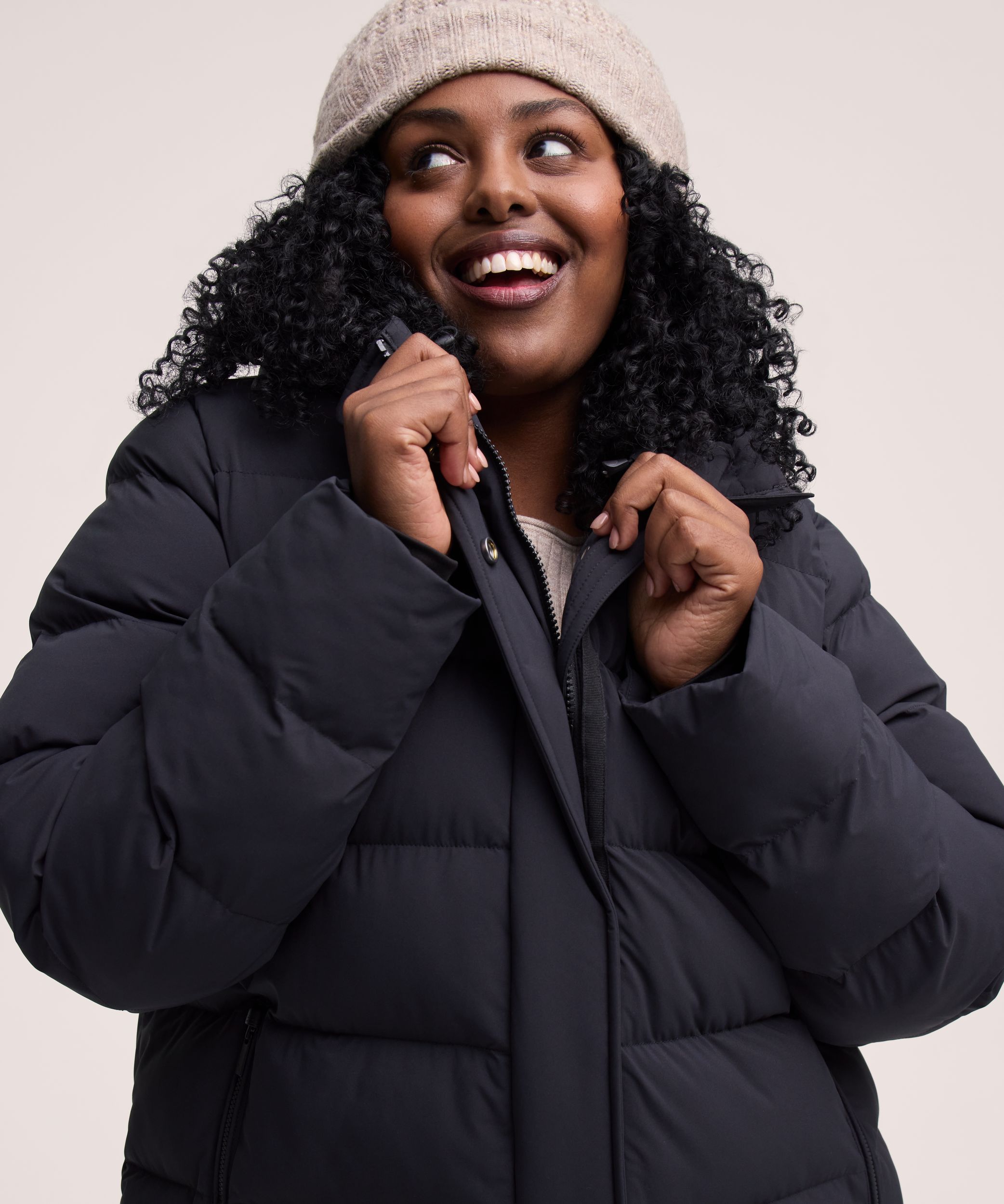 Denver Hayes Women's Hyper-Dri® HD1 Water Repellent Breathable T-Max® Insulated Mid Length Puffy Jacket CloseUp