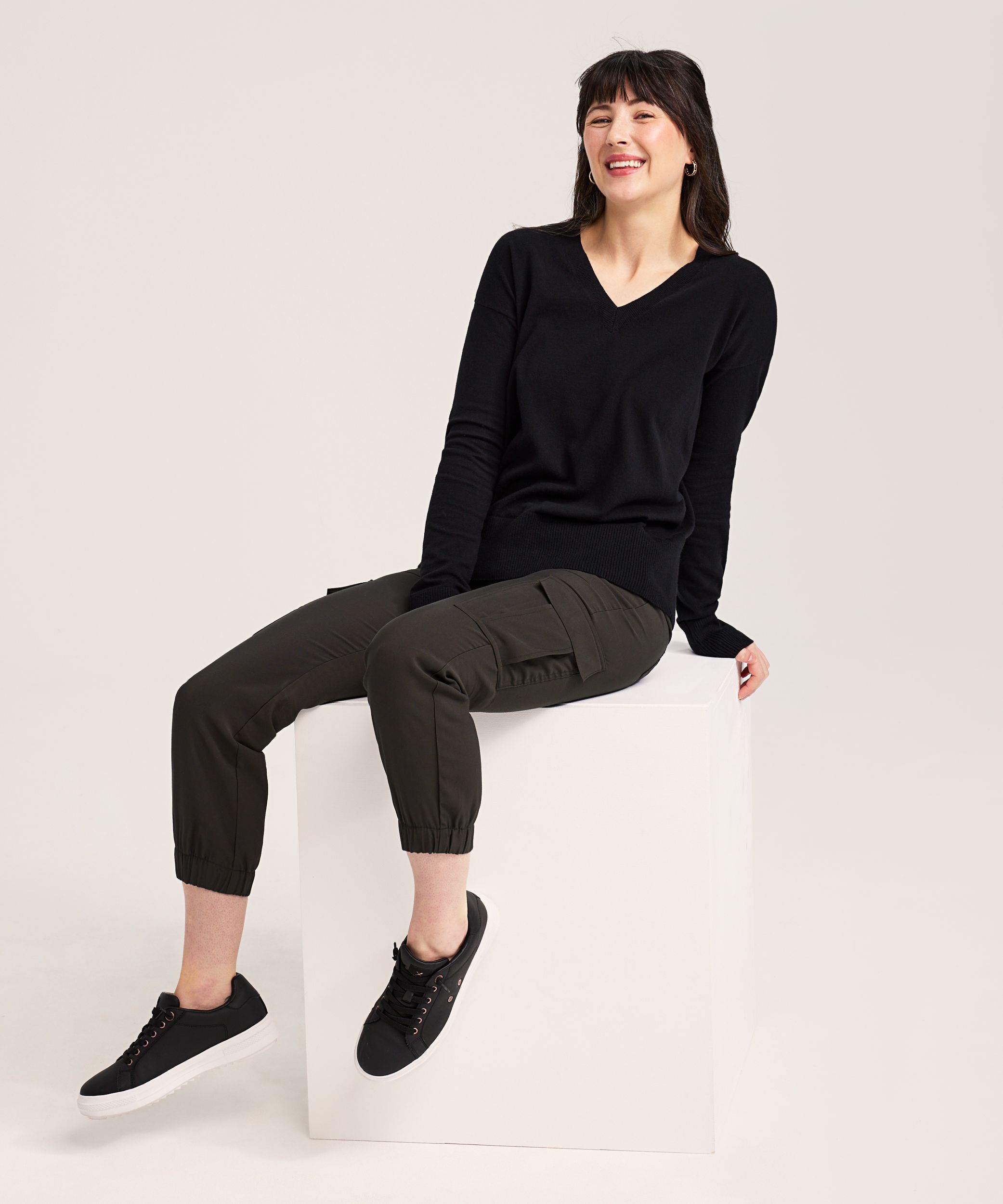 Denver Hayes Women's Everyday Cotton V Neck Pullover Sweater