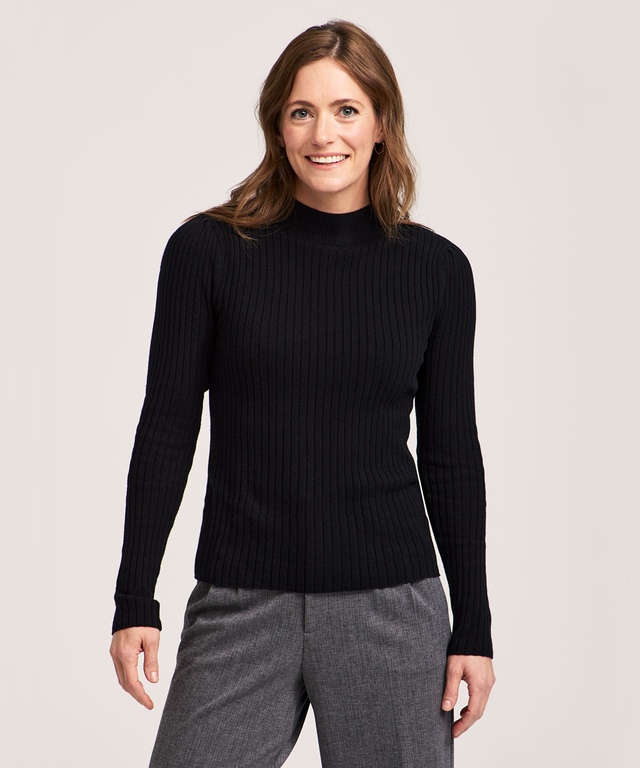 Denver Hayes Women's Fine Gauge Ribbed Long Sleeve Mock Neck Pullover Sweater
