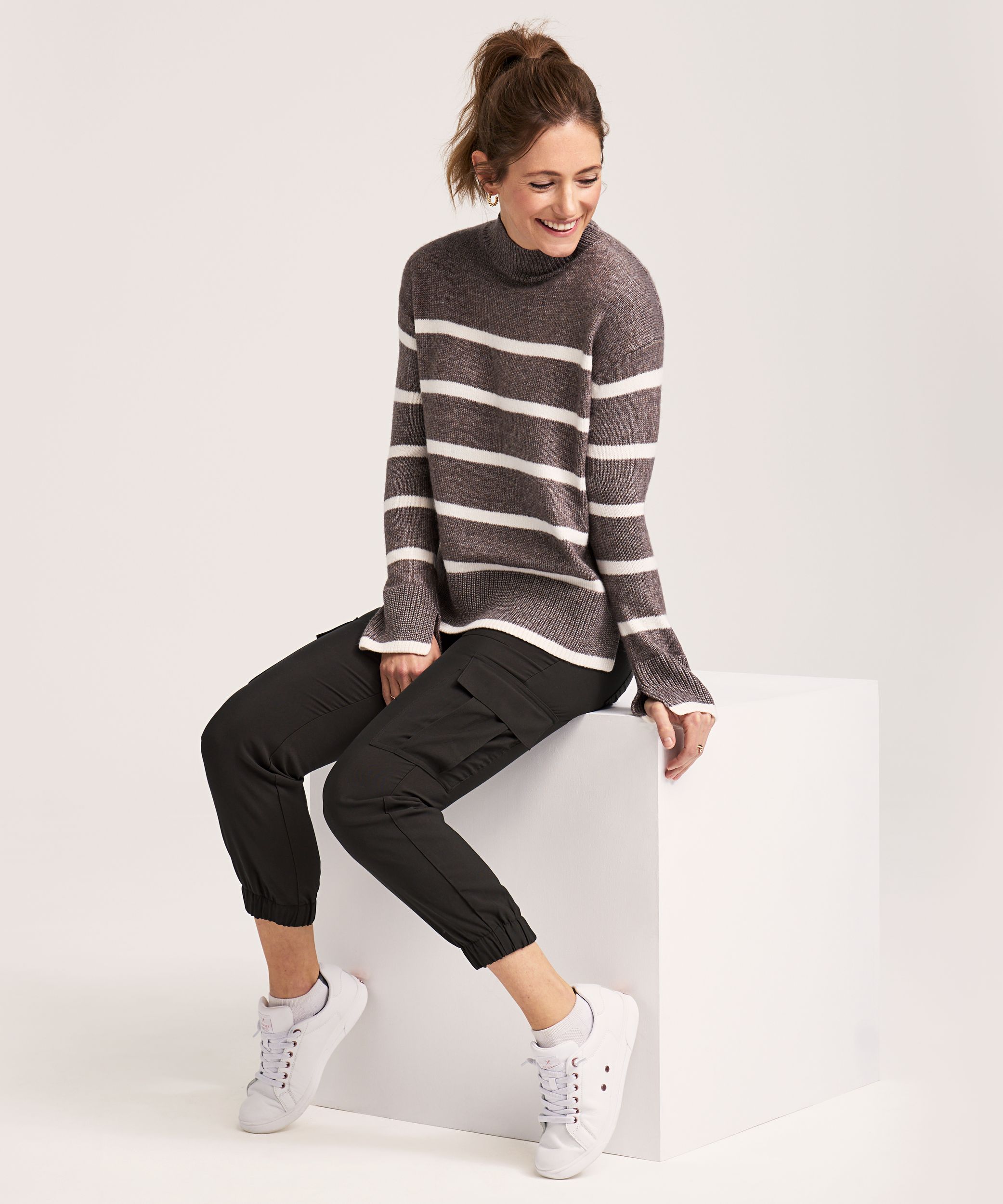 Chandail rayé à coupe carrée et col cheminée pour femmes, Denver Hayes