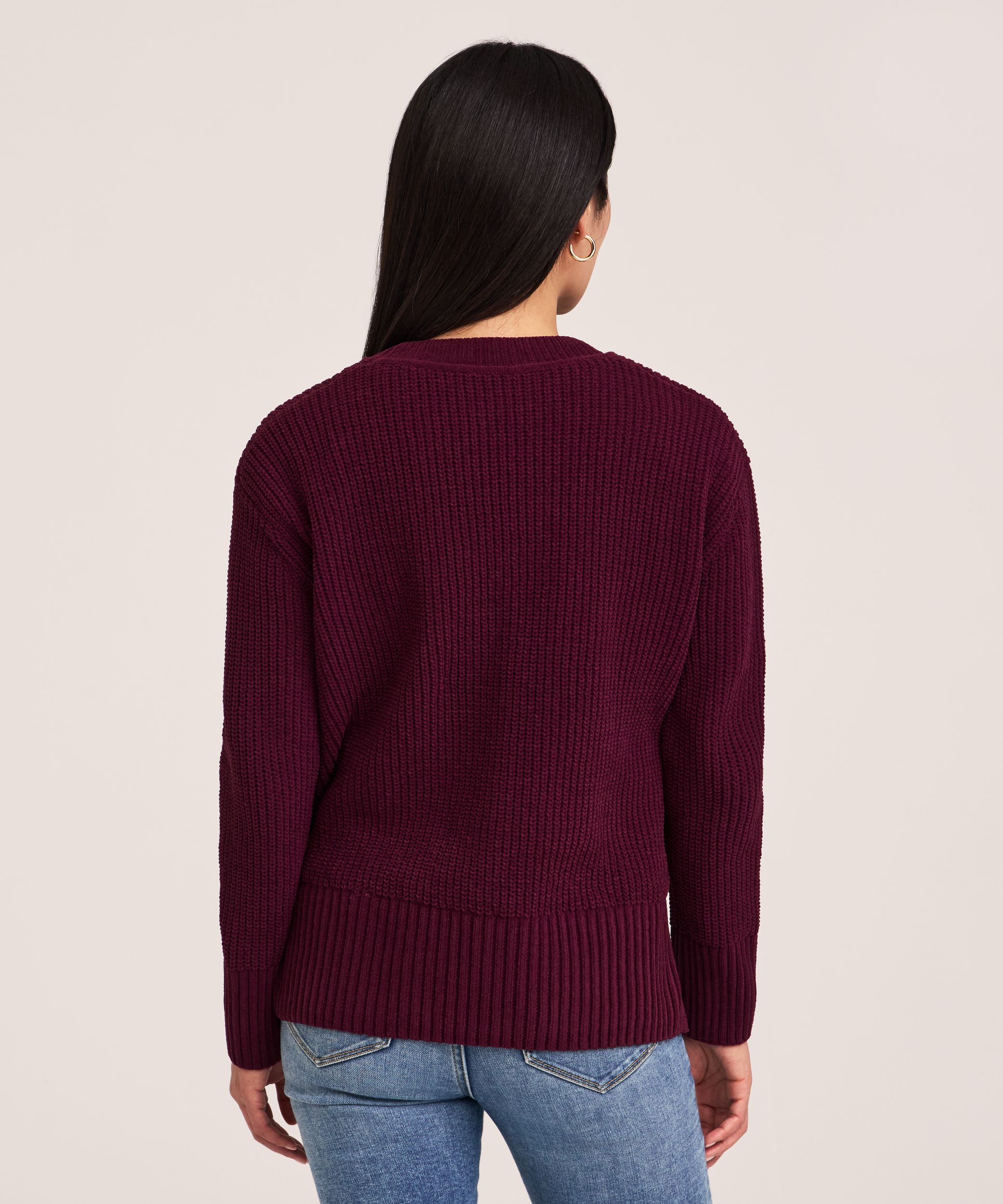 Denver Hayes Women's Crewneck Pullover Sweater