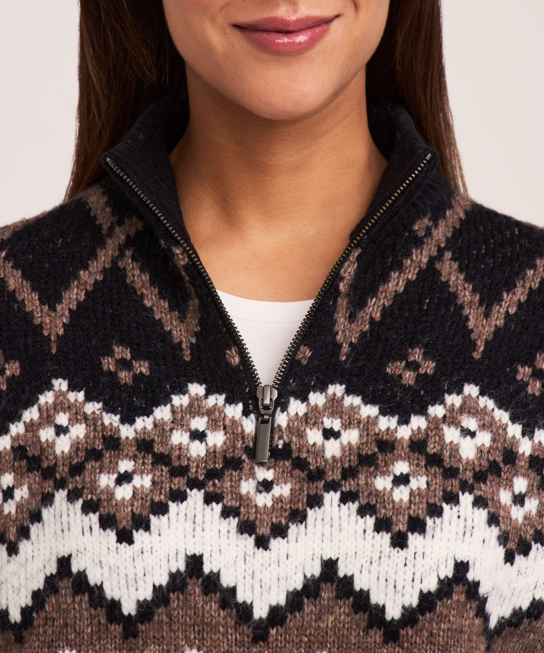 Chandail à motif jacquard, à glissière 1/4 et à col cheminée pour femmes, Heritage, WindRiver CloseUp