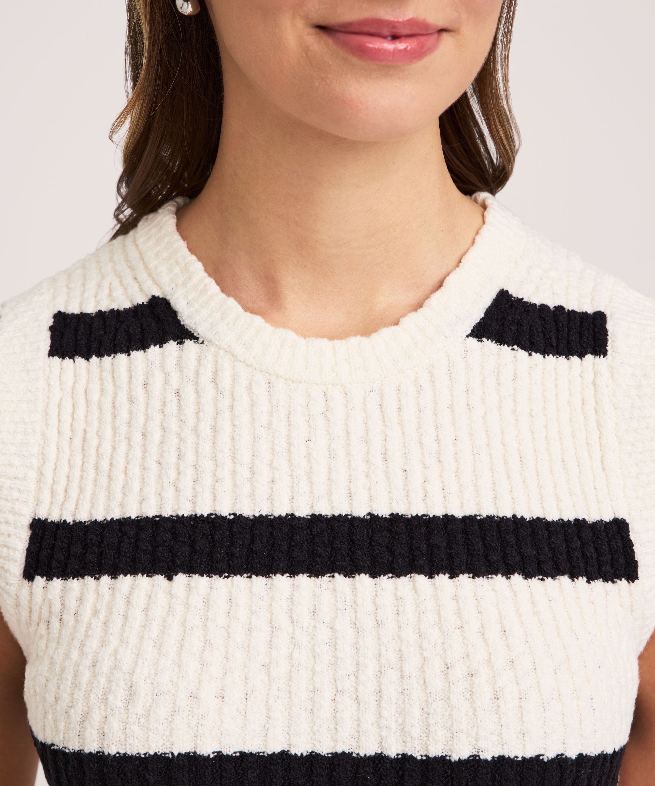Denver Hayes Women's Sleeveless Classic Sweater