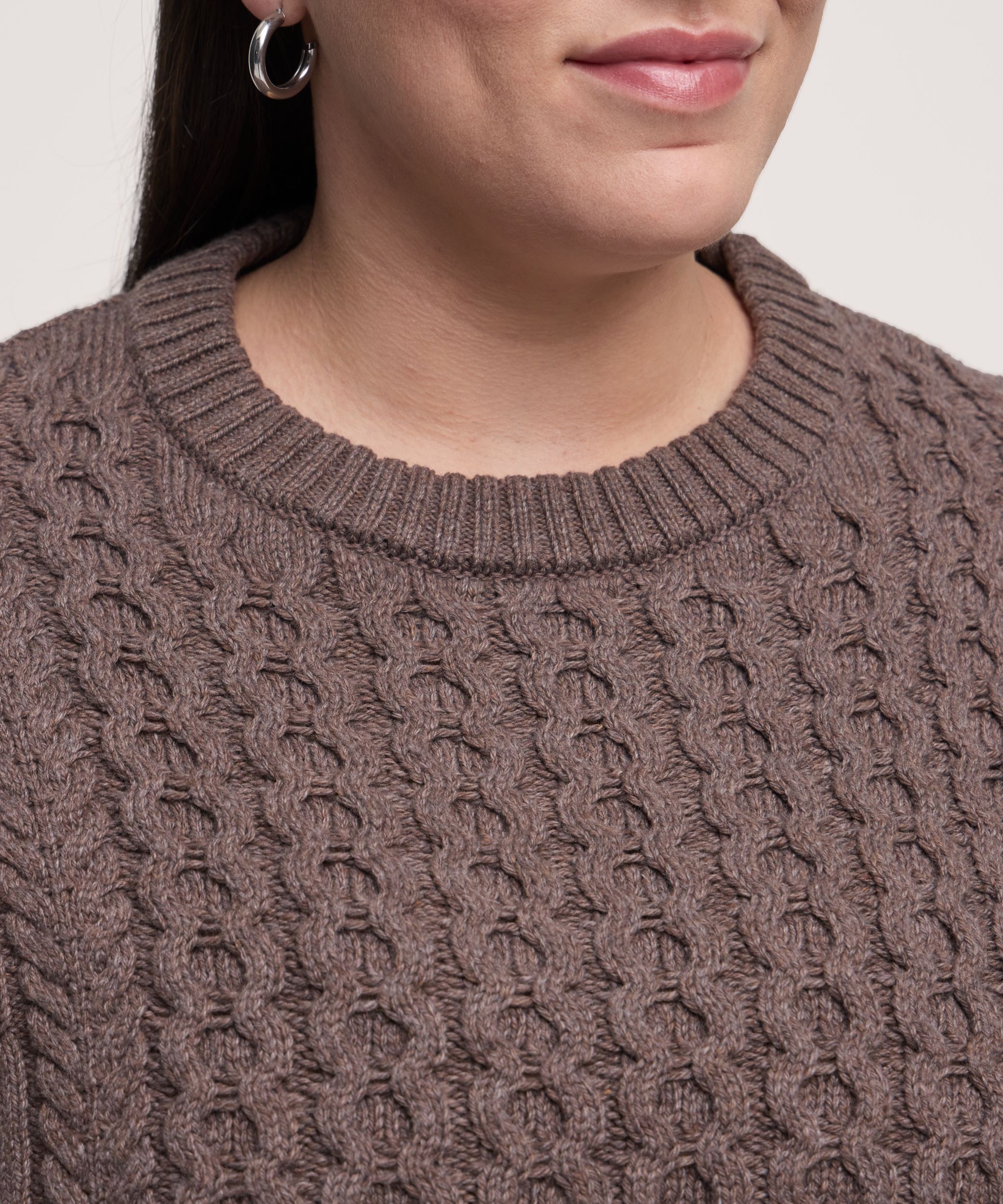 WindRiver Women's Cable Crewneck Sweater